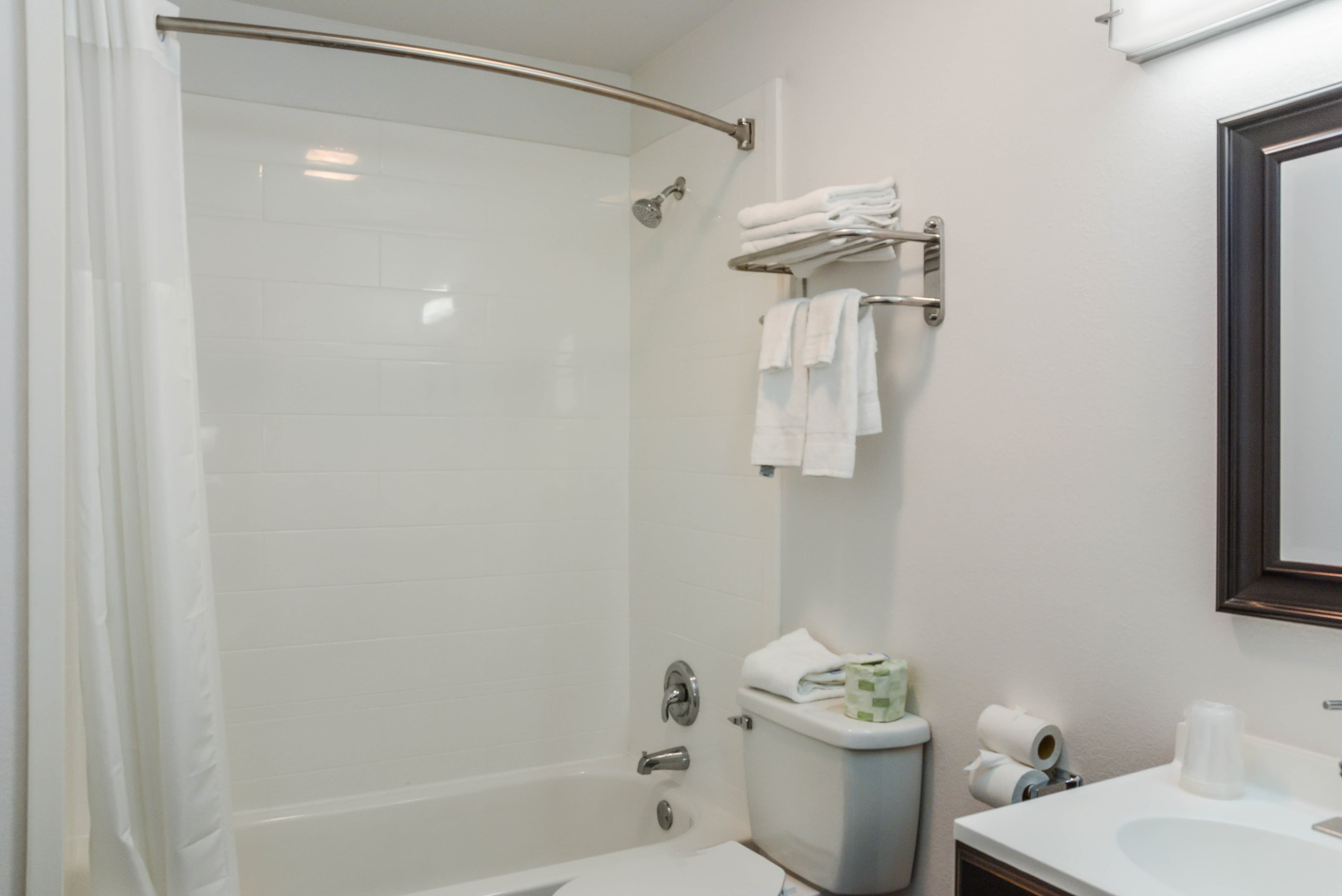 Rodeway Inn Milford — 25