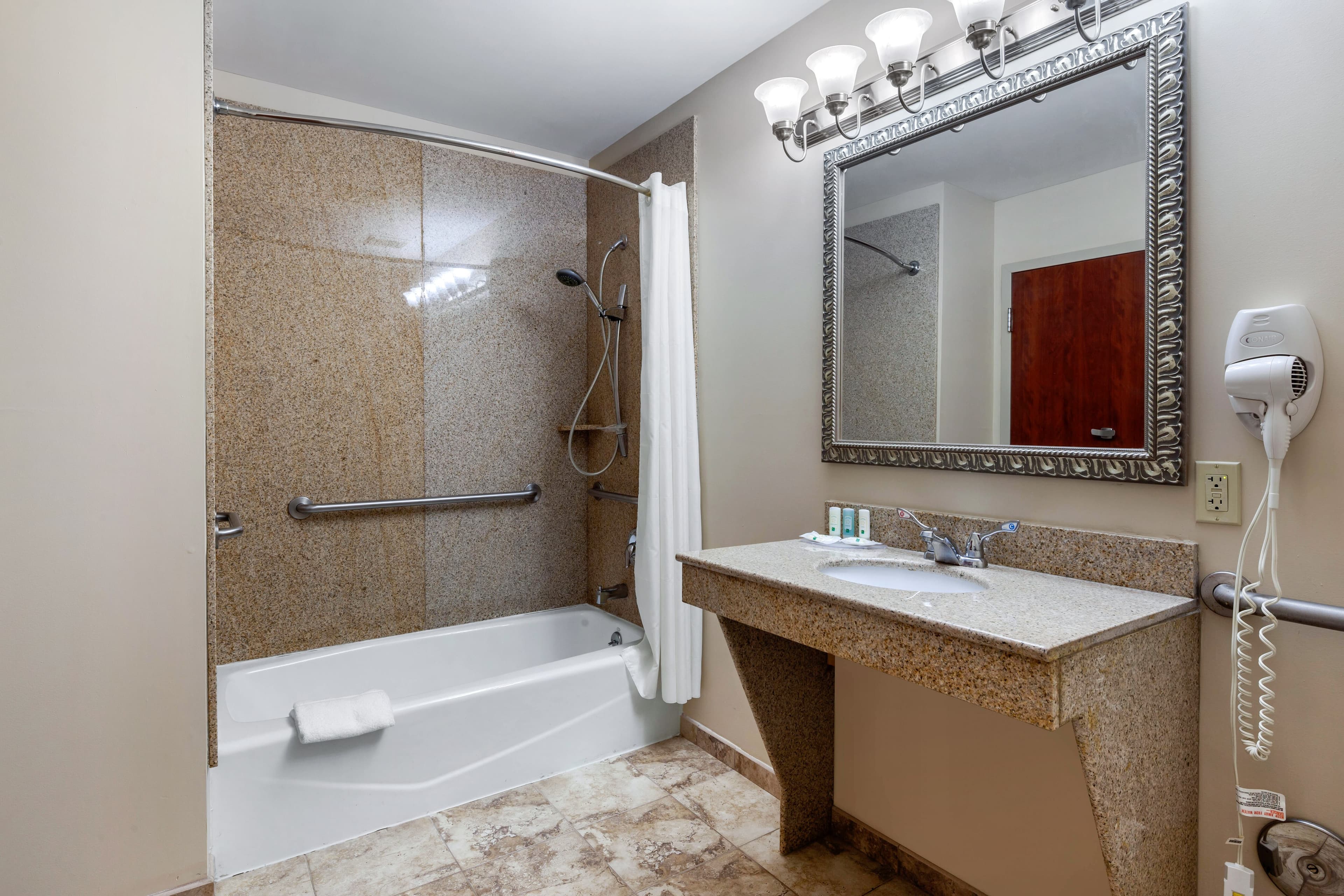 Quality Inn Smyrna — 7