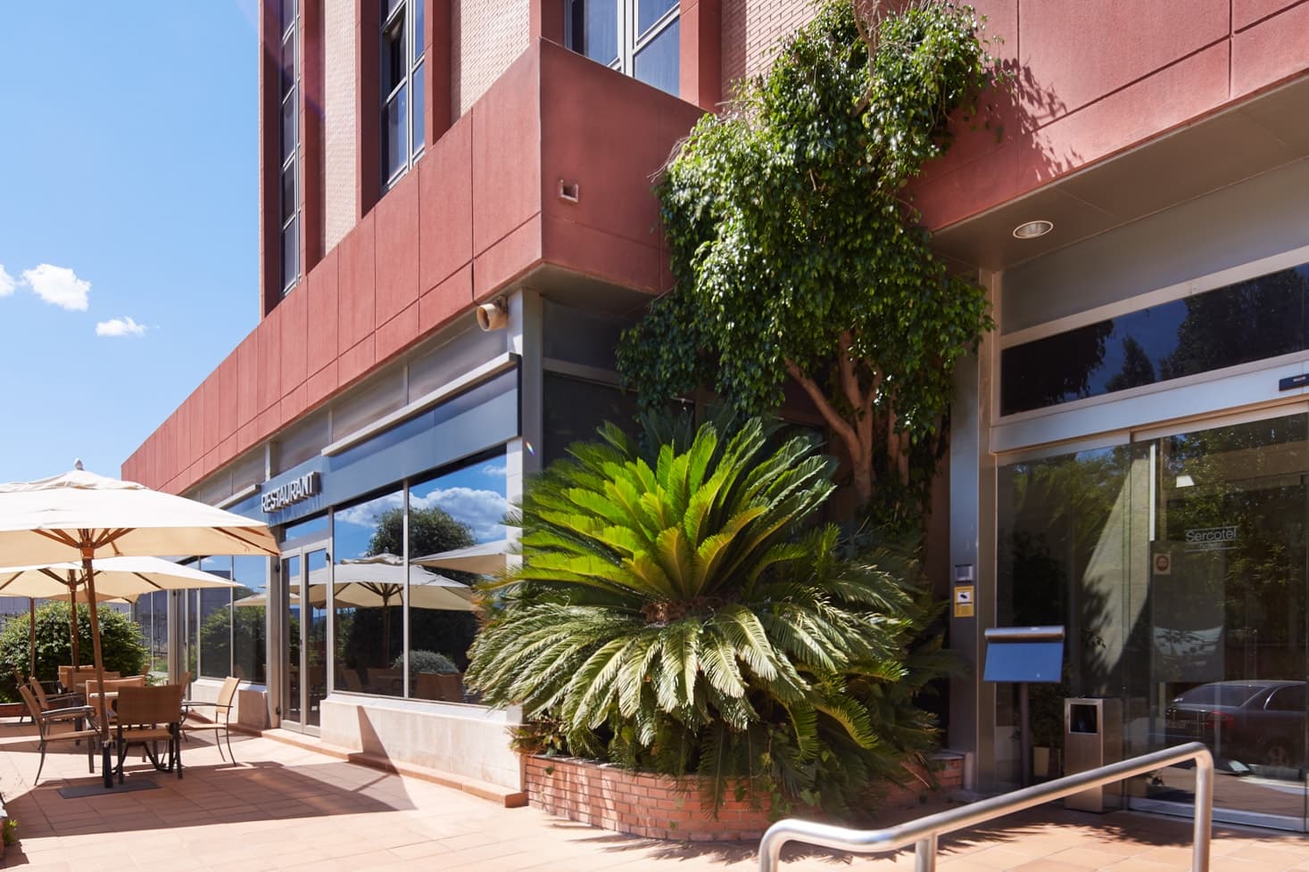 Sercotel Porta Barcelona, an Ascend Collection Hotel - Image 1