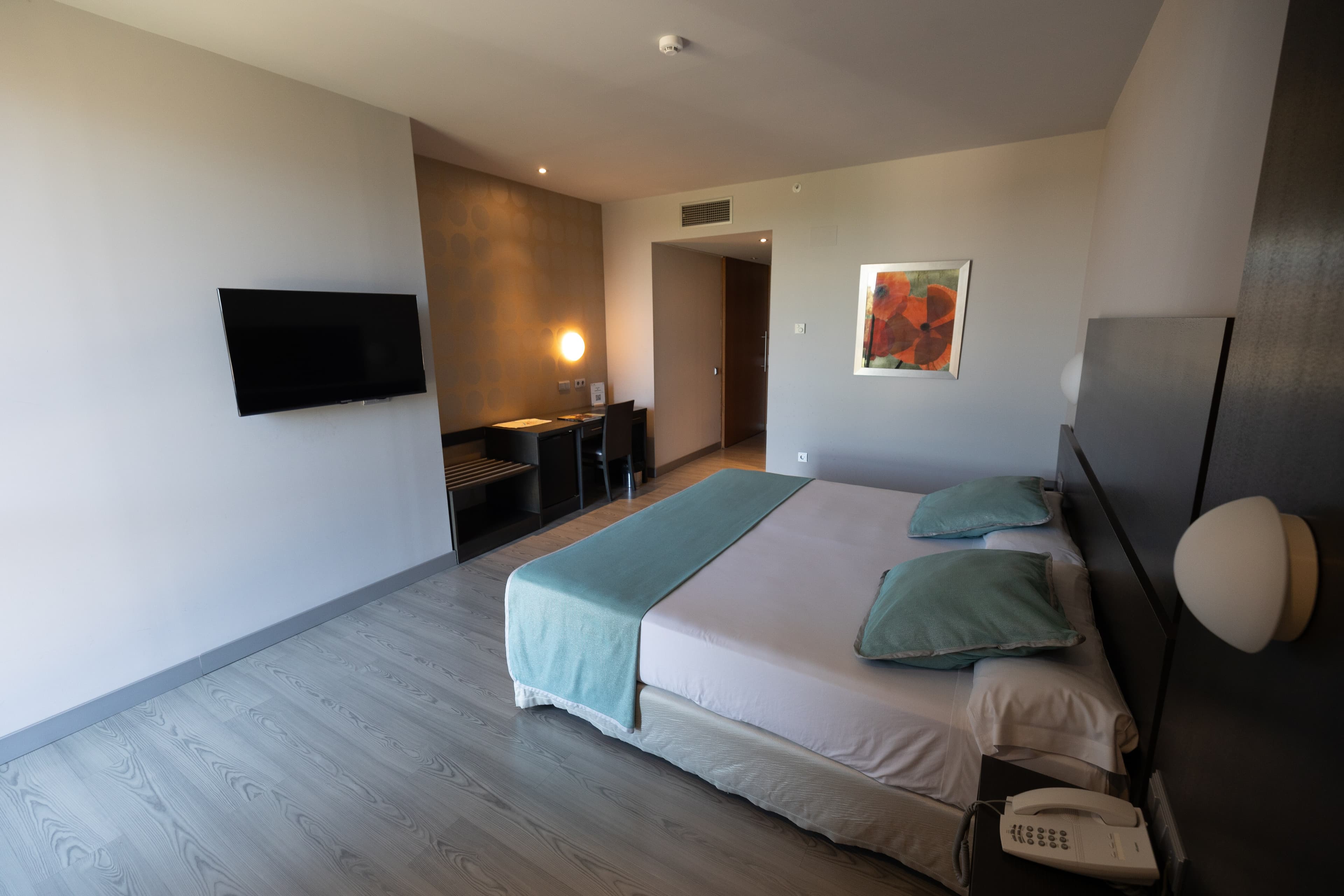 Hotel Ciudad de Ponferrada, an Ascend Collection Hotel - Image 4