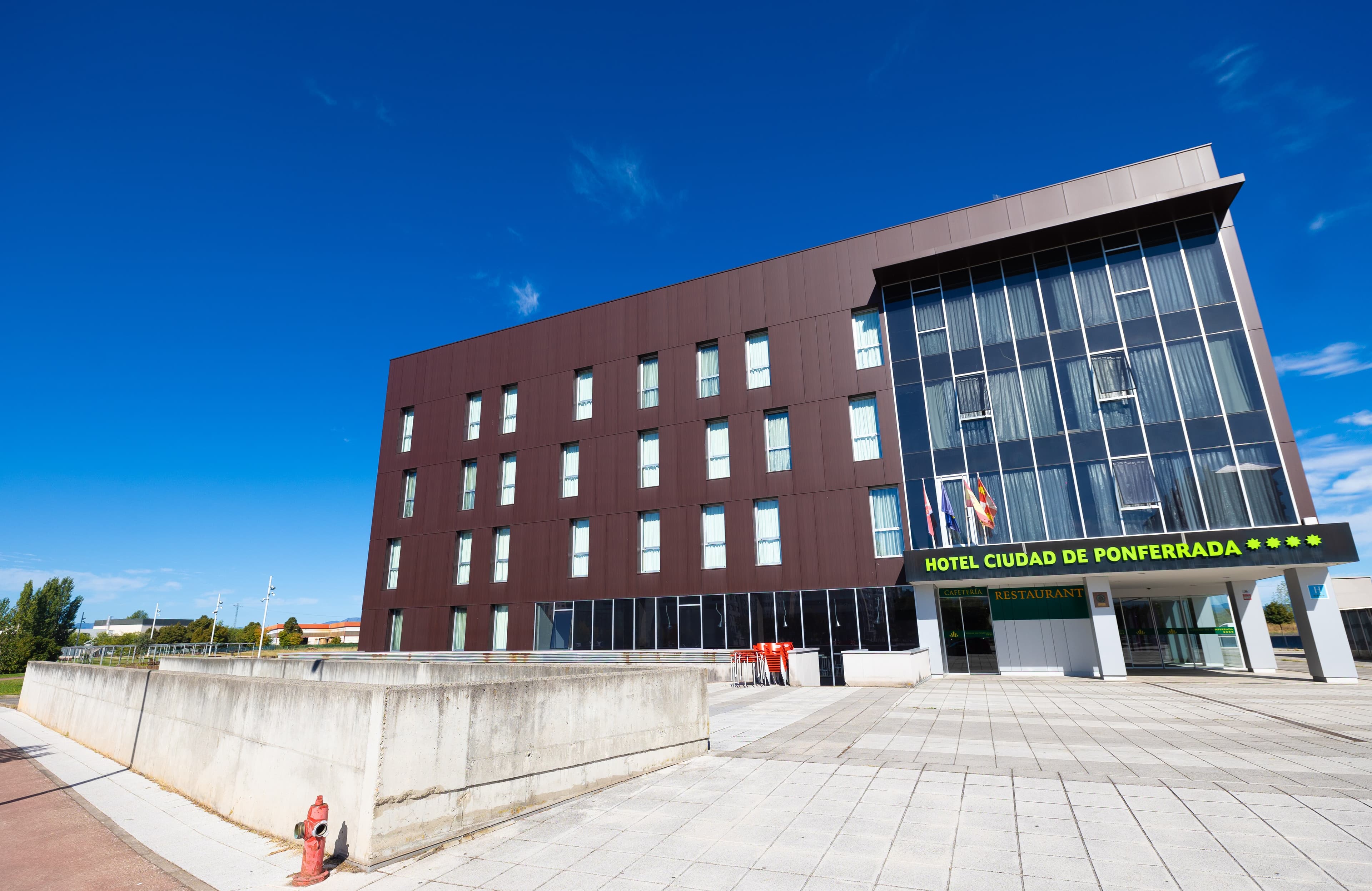 Hotel Ciudad de Ponferrada, an Ascend Collection Hotel - Image 1