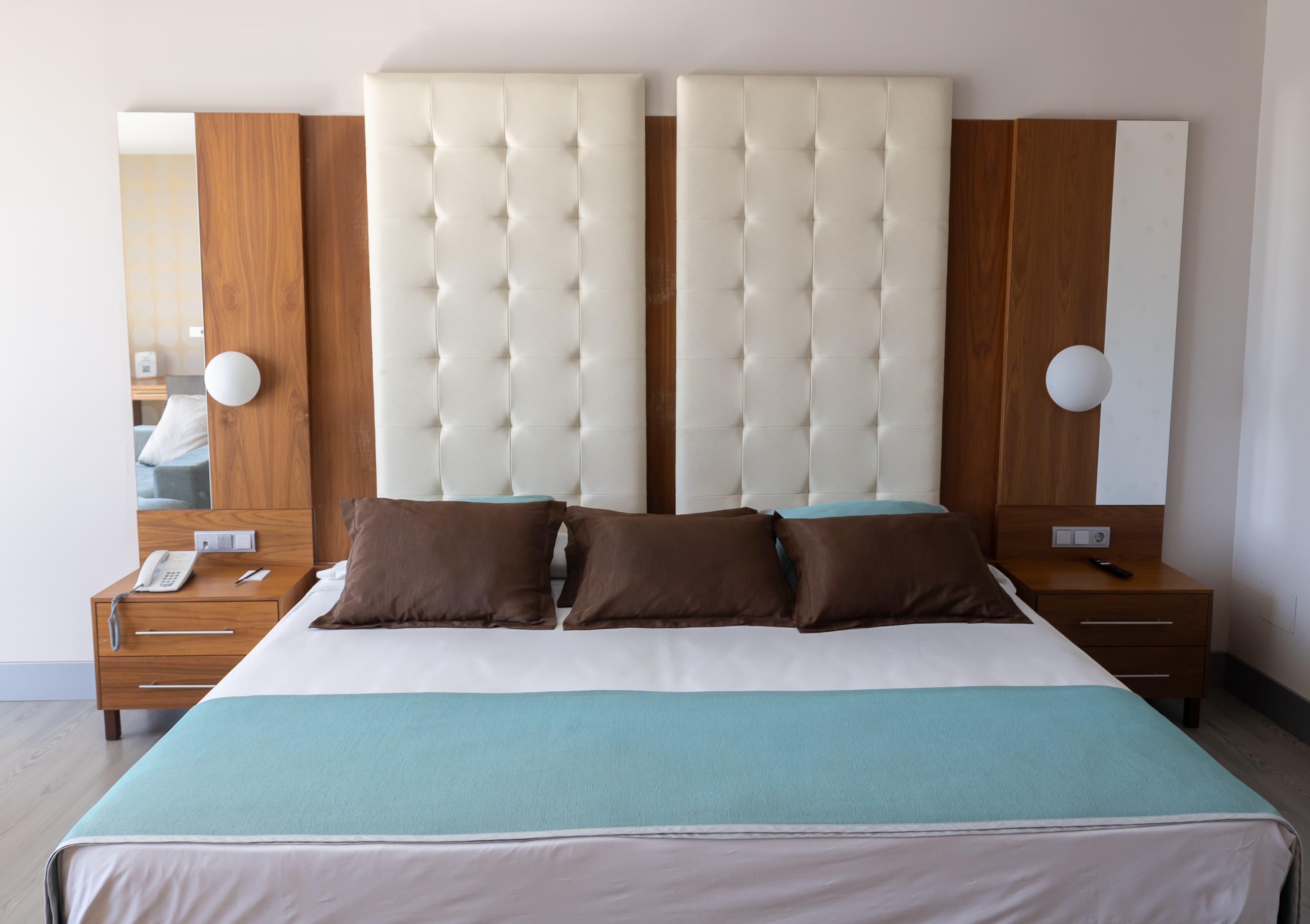 Hotel Ciudad de Ponferrada, an Ascend Collection Hotel — 8