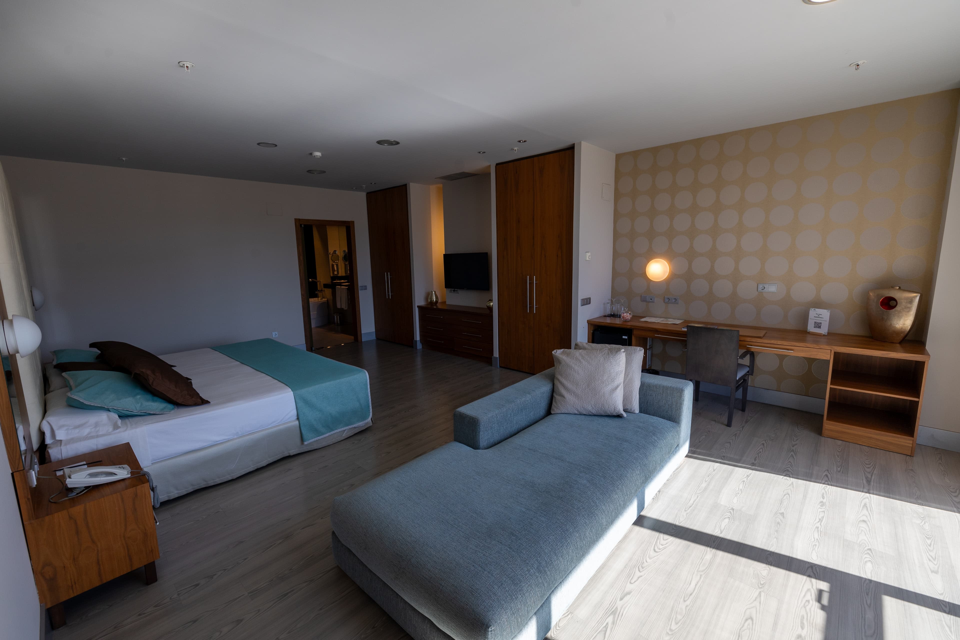 Hotel Ciudad de Ponferrada, an Ascend Collection Hotel — 13