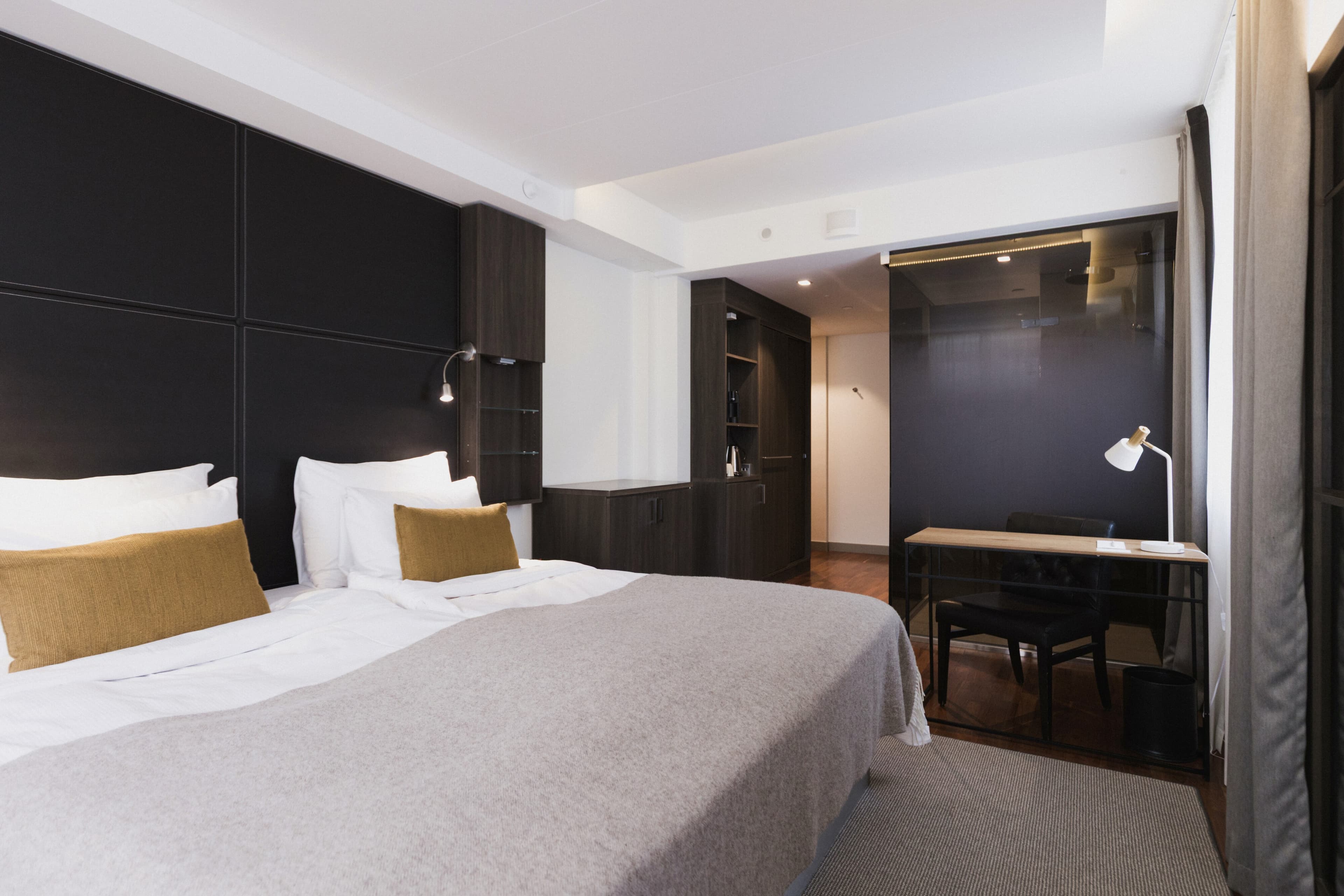 Home Hotel Jugend — 11