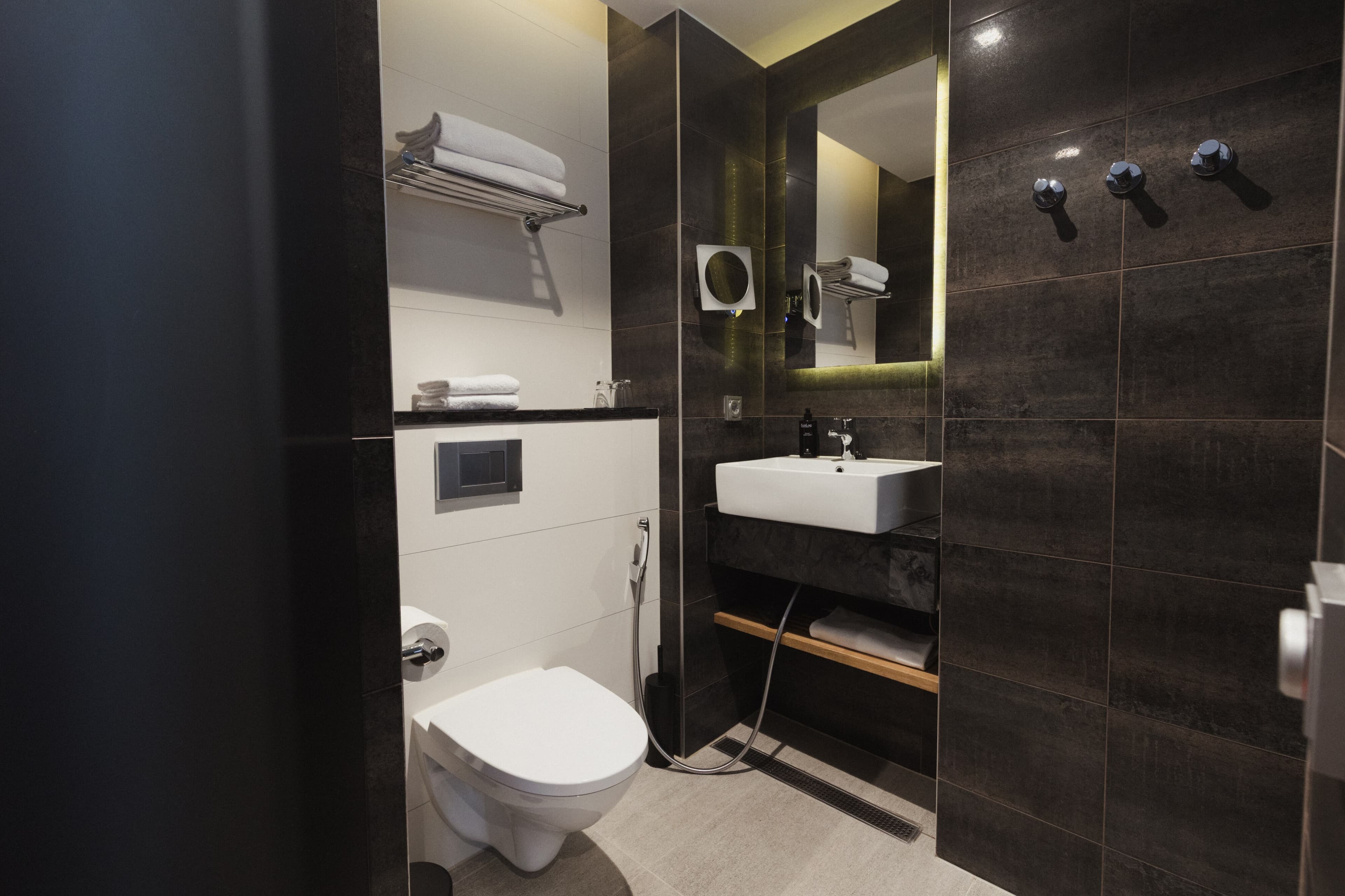 Home Hotel Jugend — 15