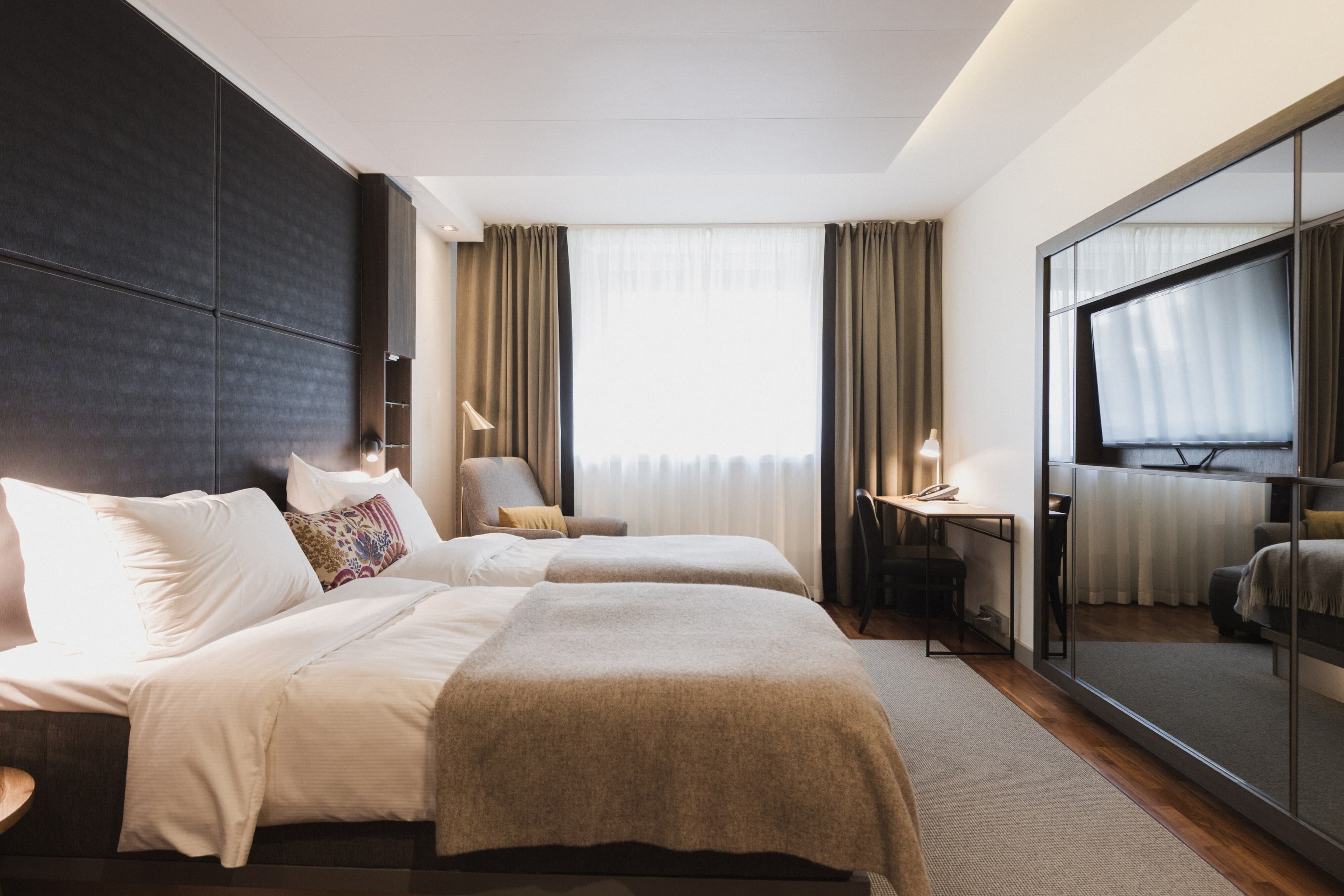 Home Hotel Jugend — 16