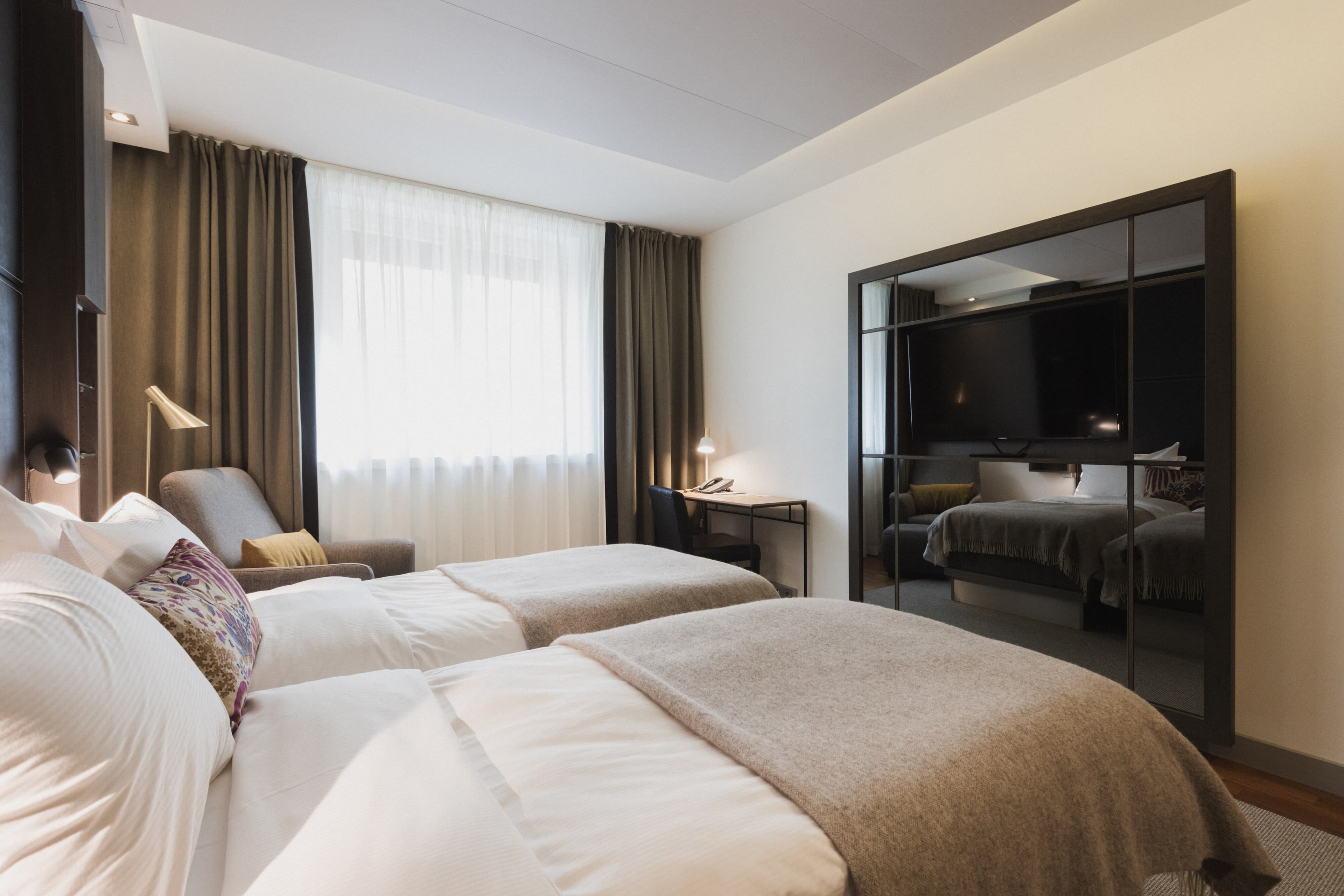 Home Hotel Jugend — 17
