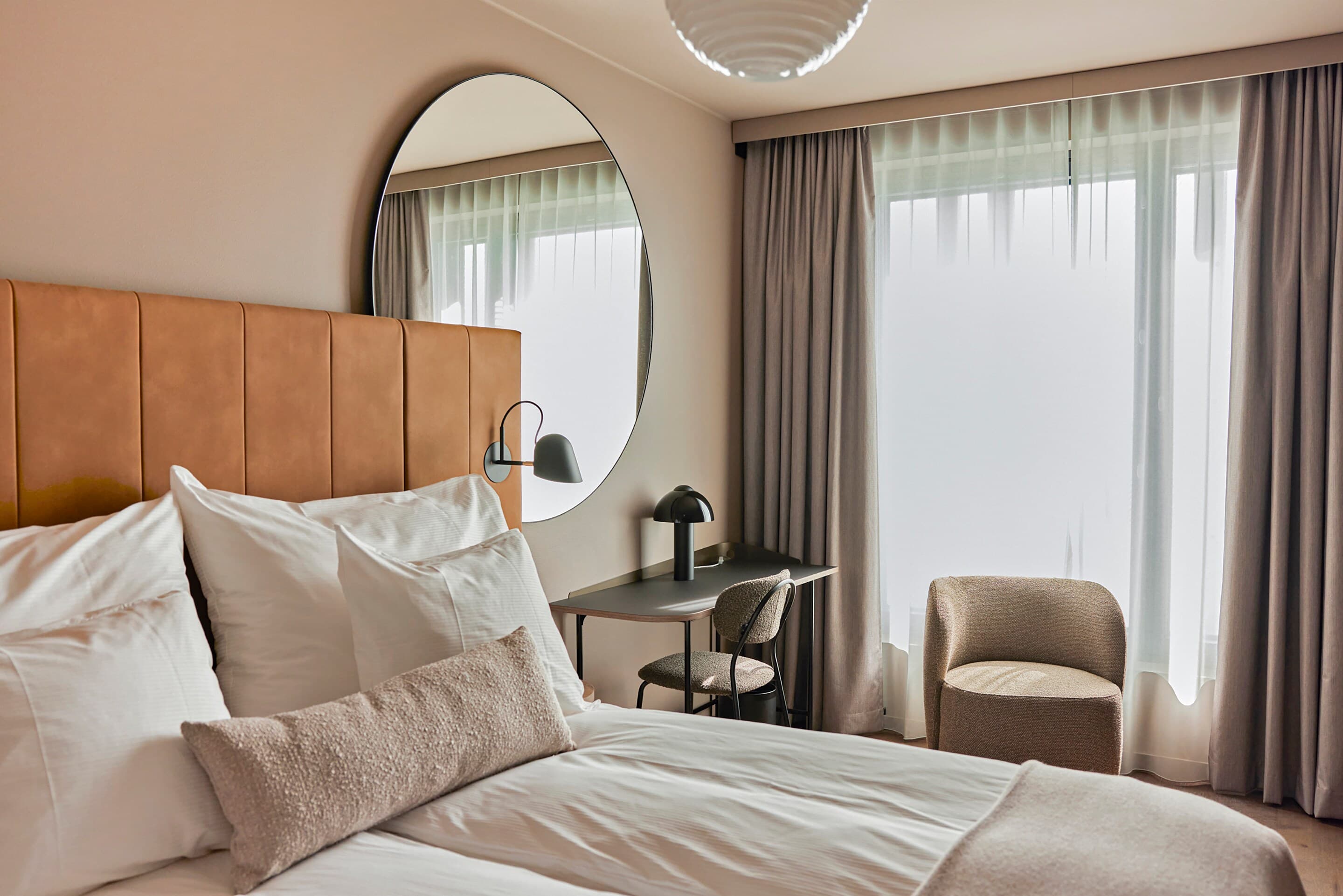 Clarion Hotel Helsinki Airport - Image 2