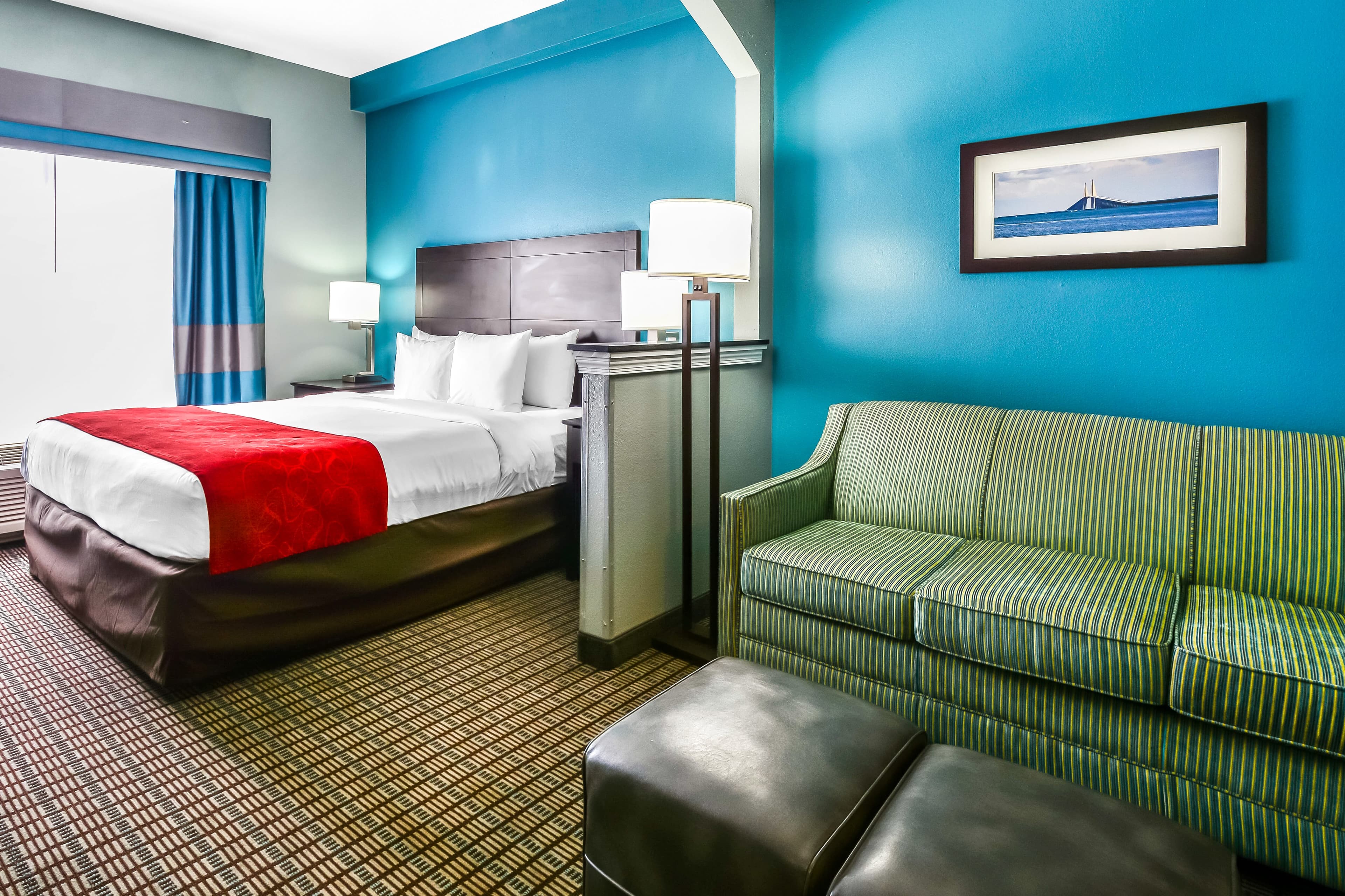 Comfort Suites Tampa - Brandon — 8