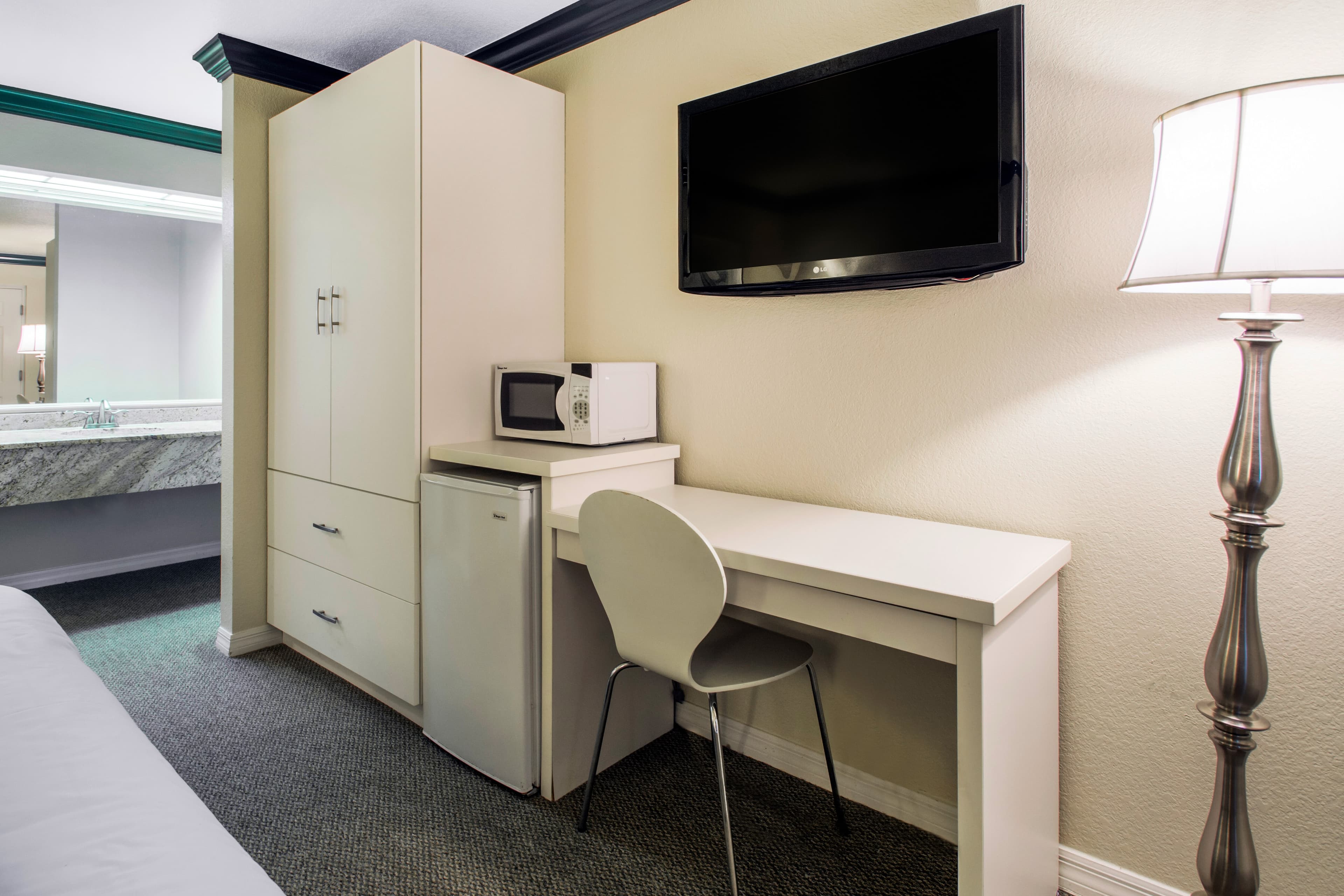 Quality Inn Clermont West Kissimmee - Image 3