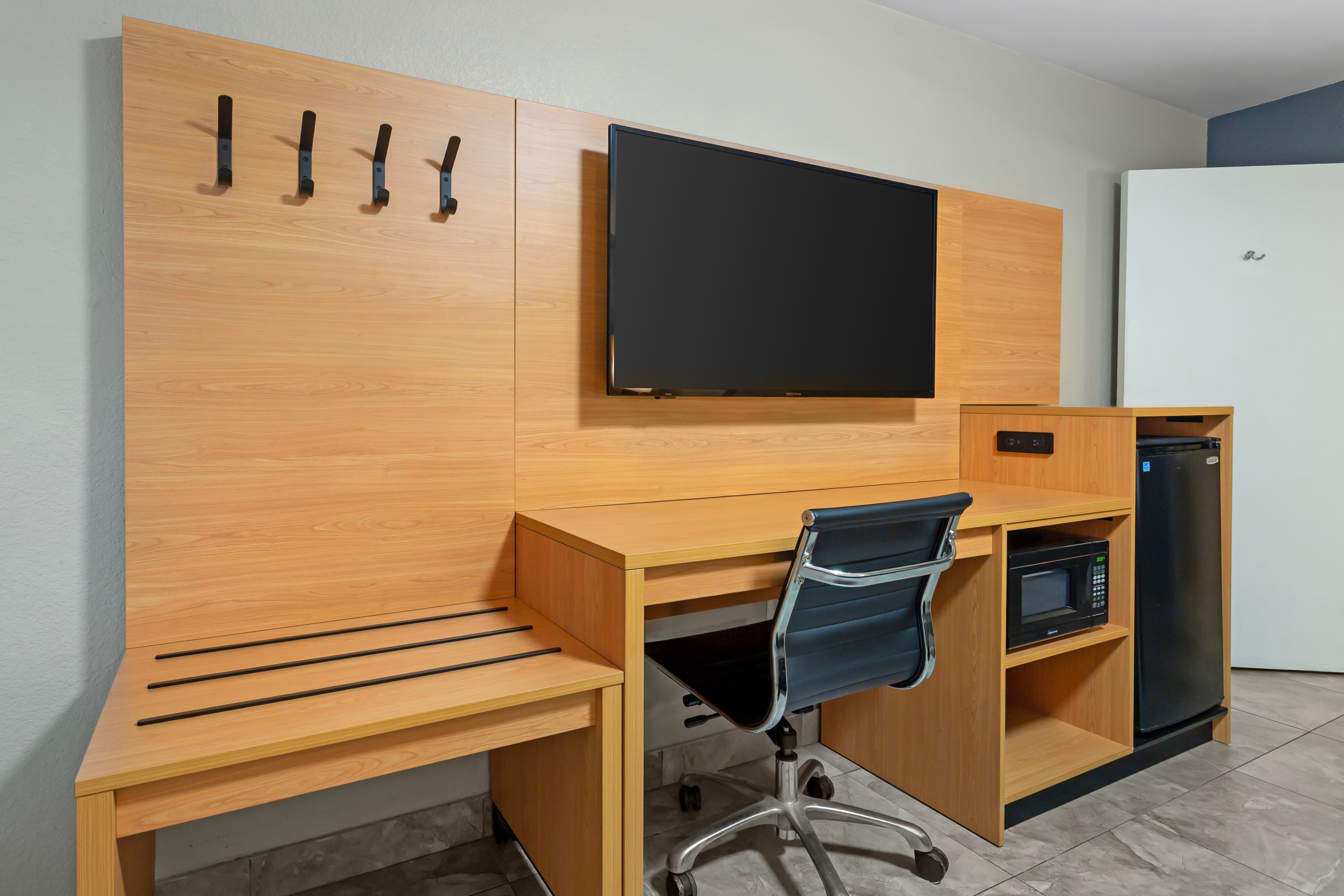 Quality Inn and Conference Center Tampa-Brandon - Image 4