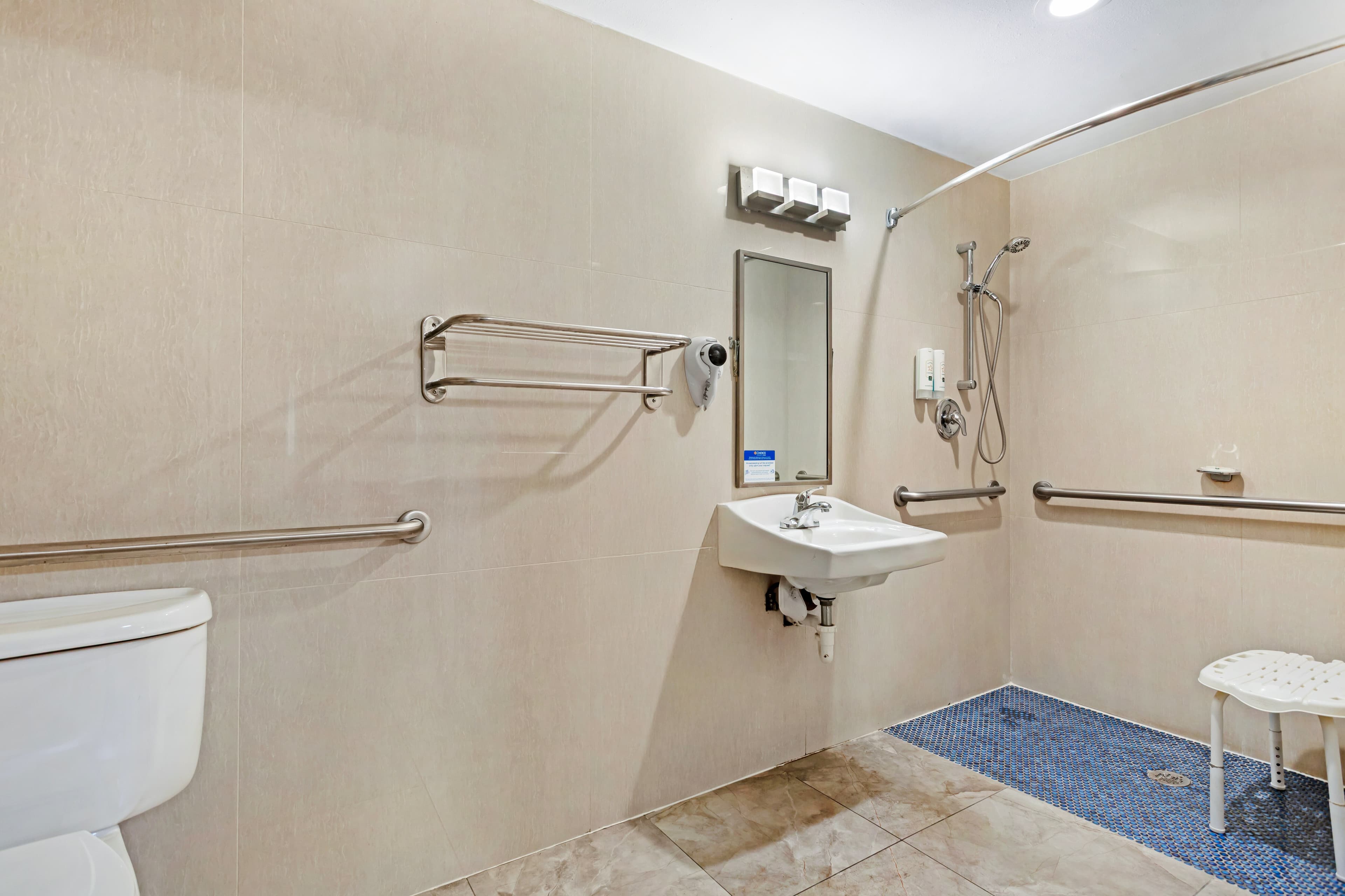 Quality Inn and Conference Center Tampa-Brandon - Image 5