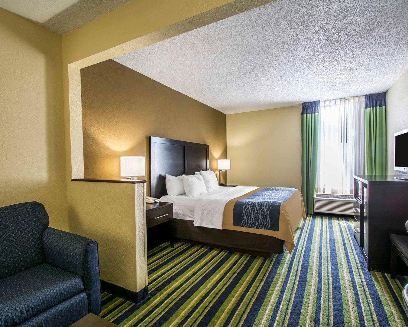 Comfort Inn & Suites Lantana - West Palm Beach South — 17