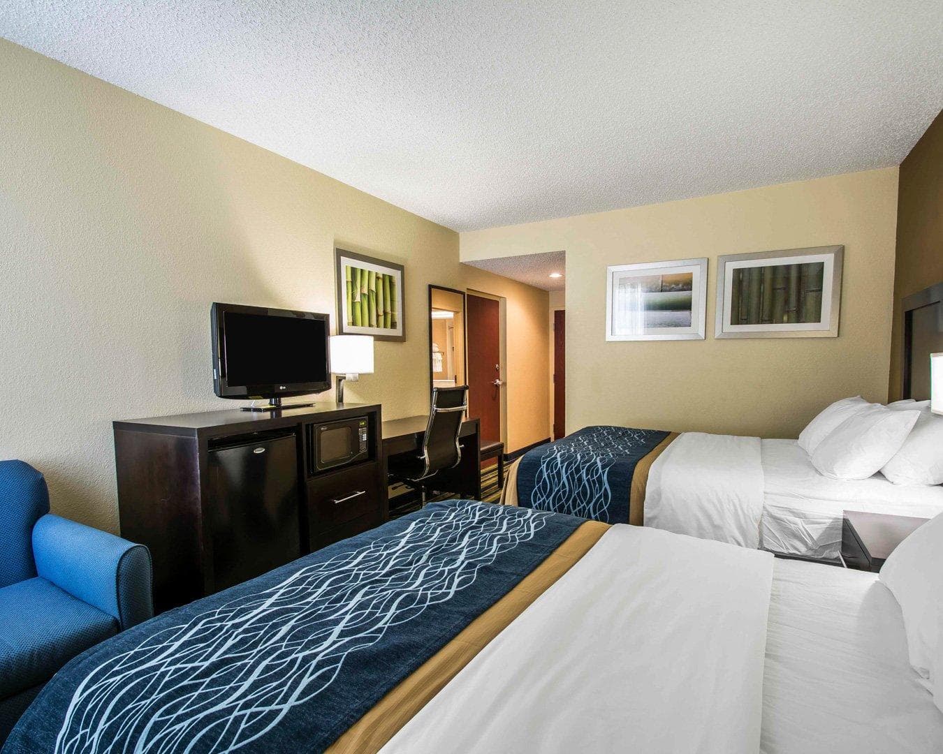 Comfort Inn & Suites Lantana - West Palm Beach South — 13