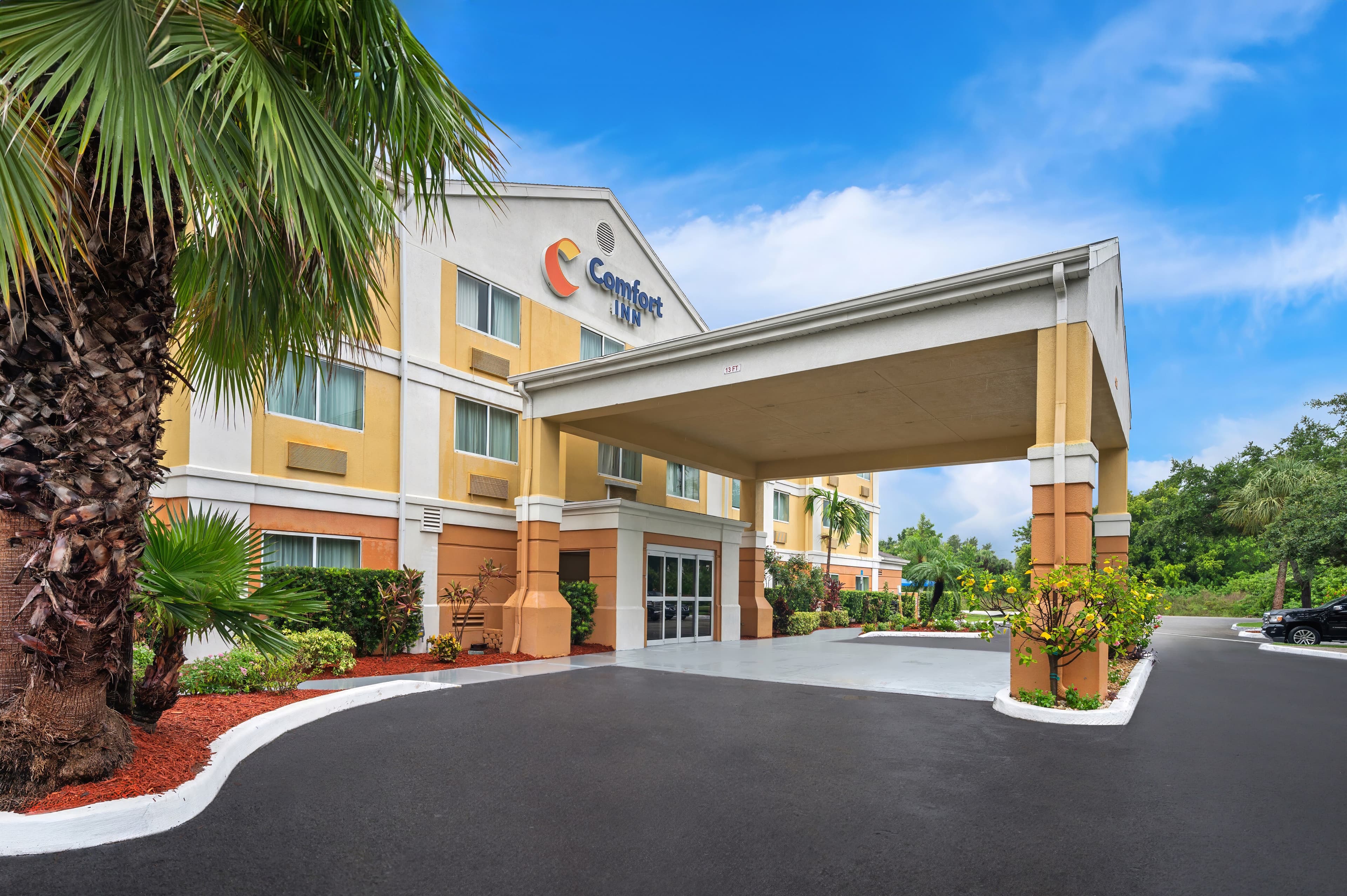 Comfort Inn Fort Myers Northeast - Image 1
