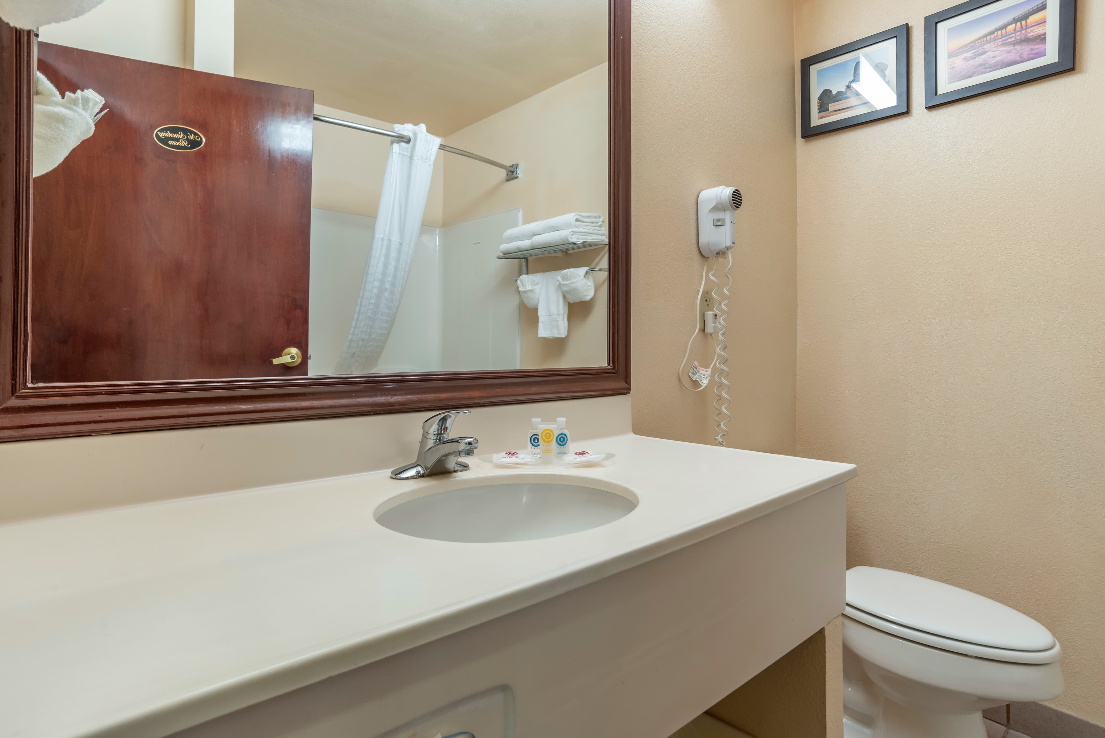 Comfort Suites Jacksonville Airport — 11