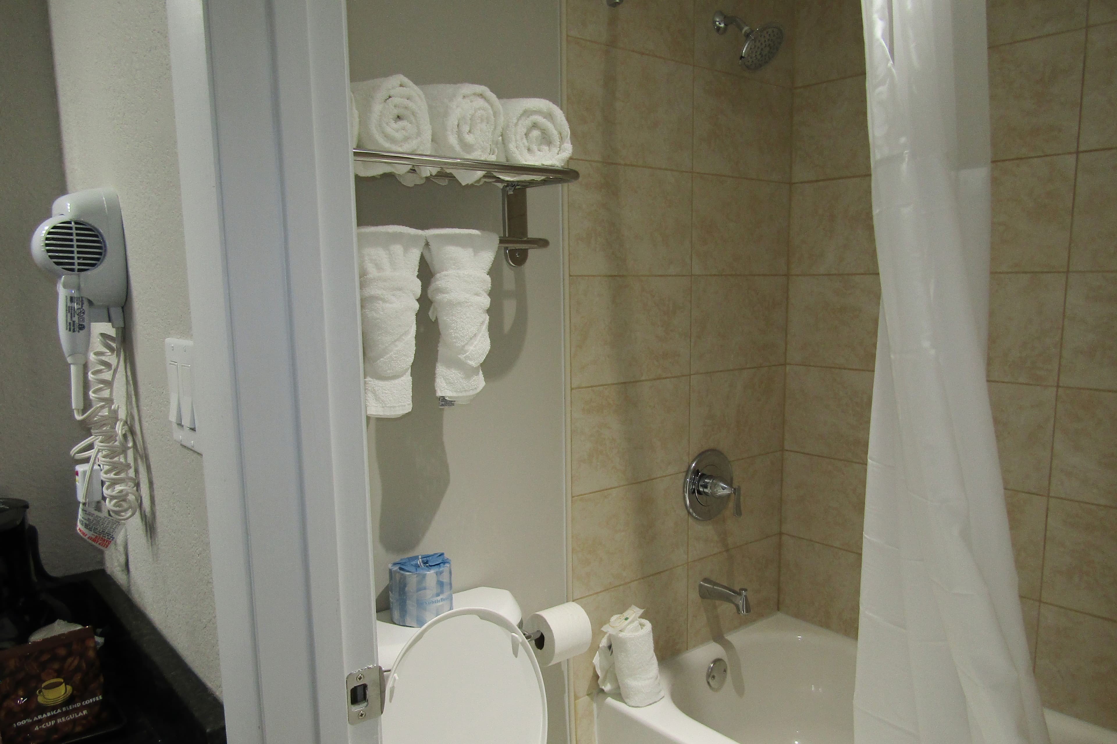 Quality Inn & Suites Kissimmee near Main Gate — 10