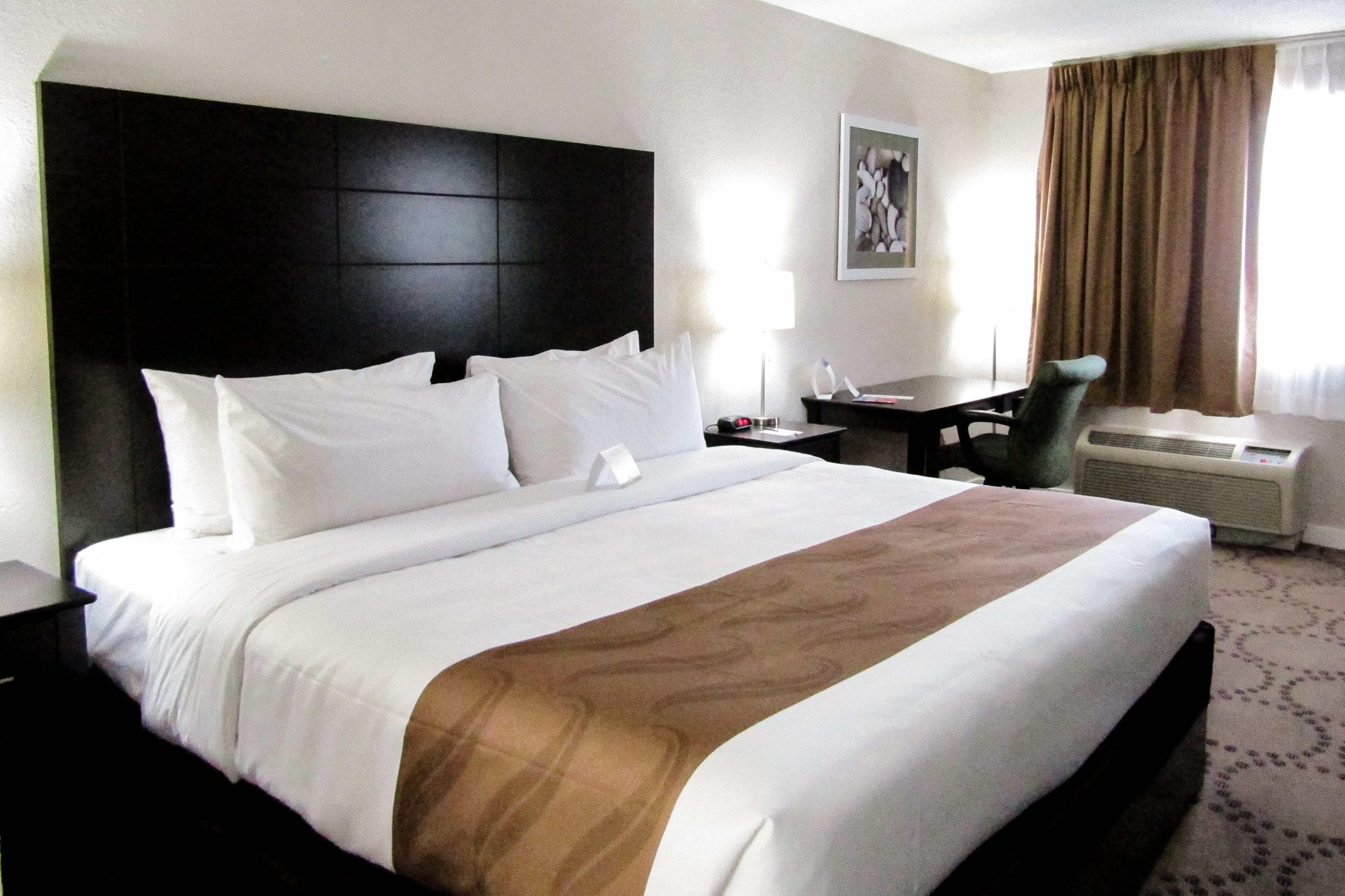 Quality Inn & Suites Kissimmee near Main Gate — 11