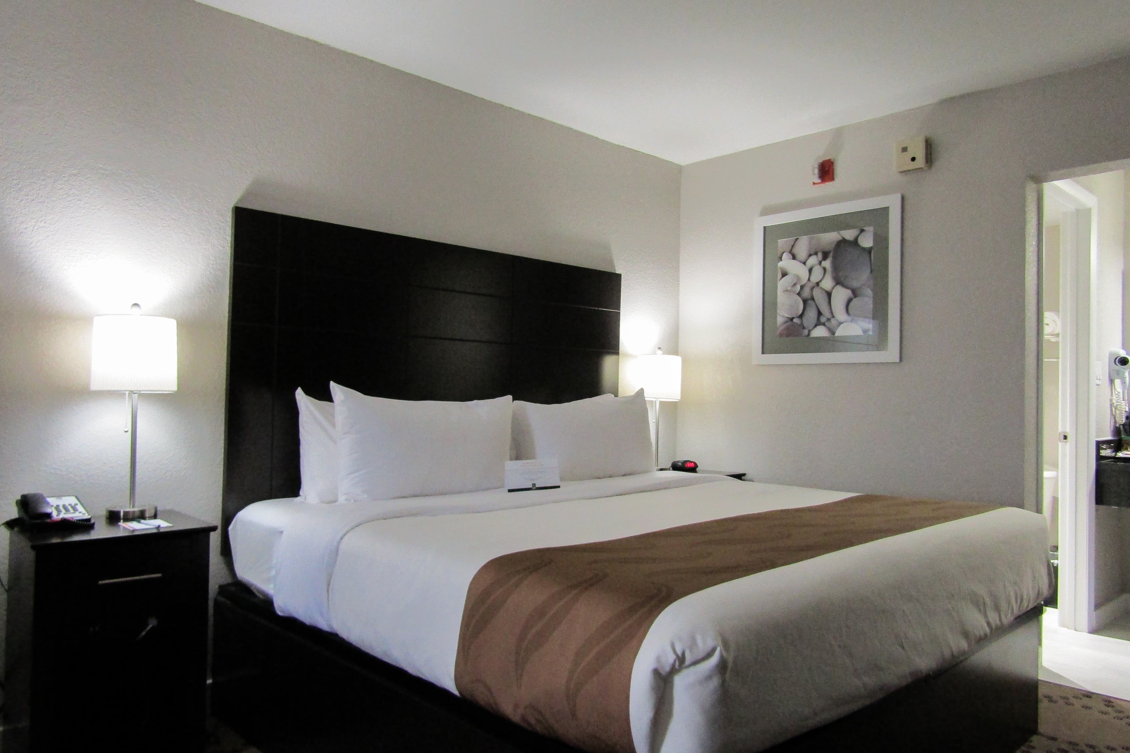 Quality Inn & Suites Kissimmee near Main Gate — 12