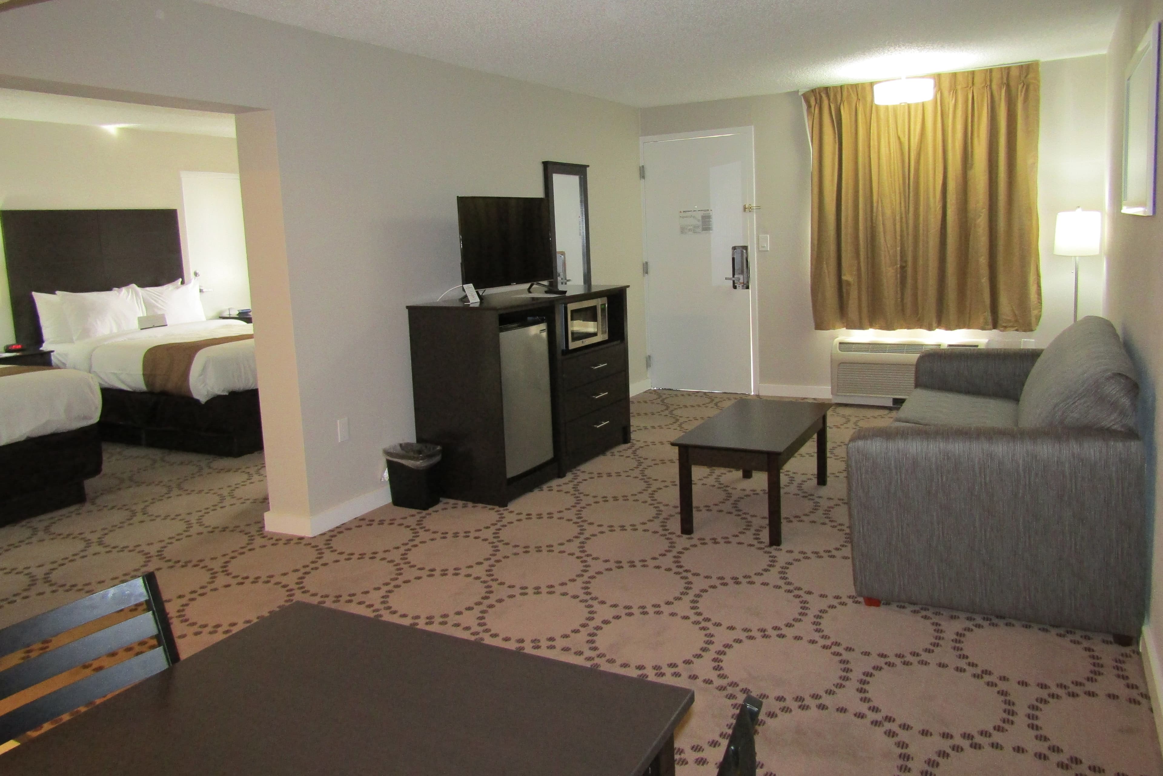 Quality Inn & Suites Kissimmee near Main Gate — 28