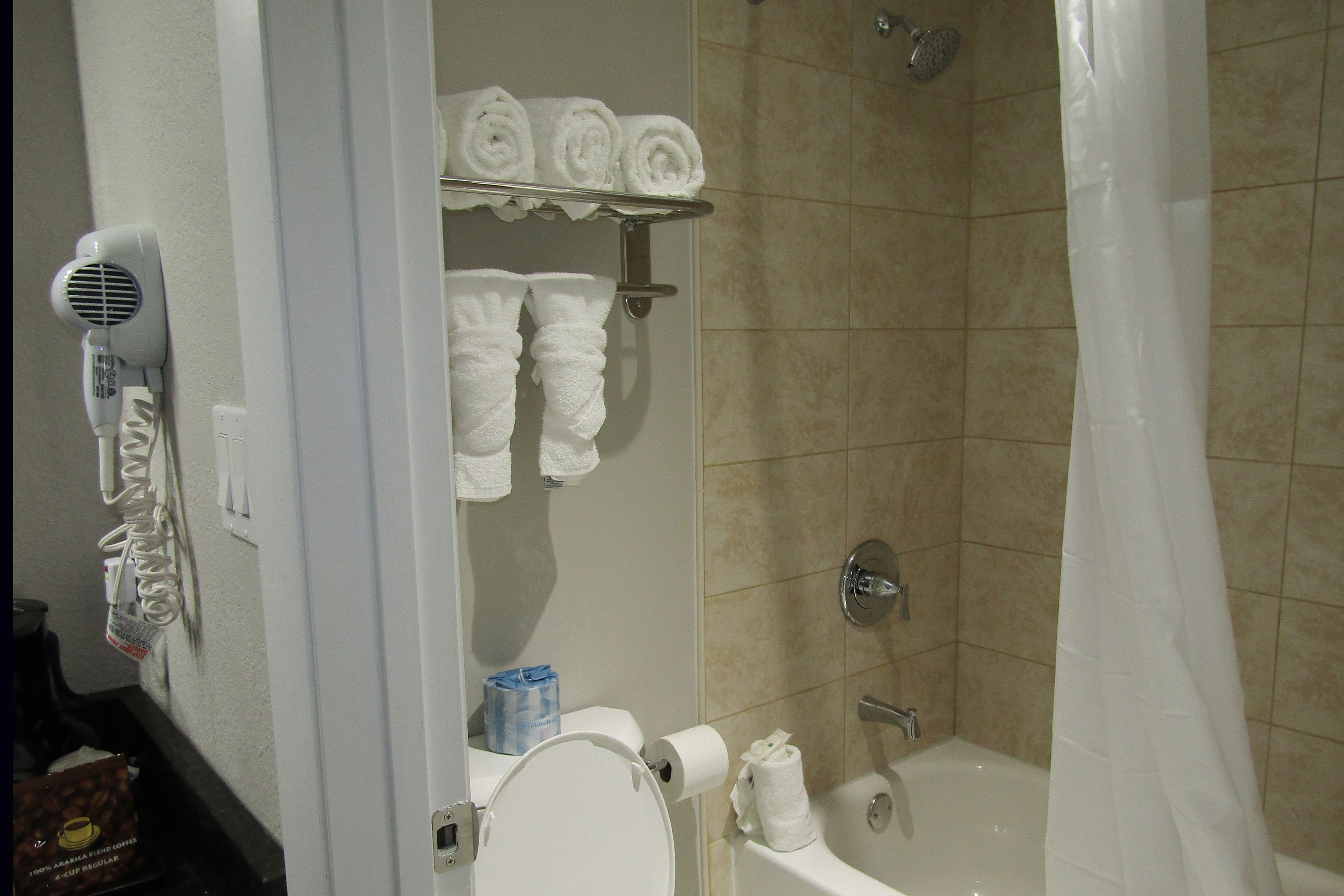 Quality Inn & Suites Kissimmee near Main Gate — 30