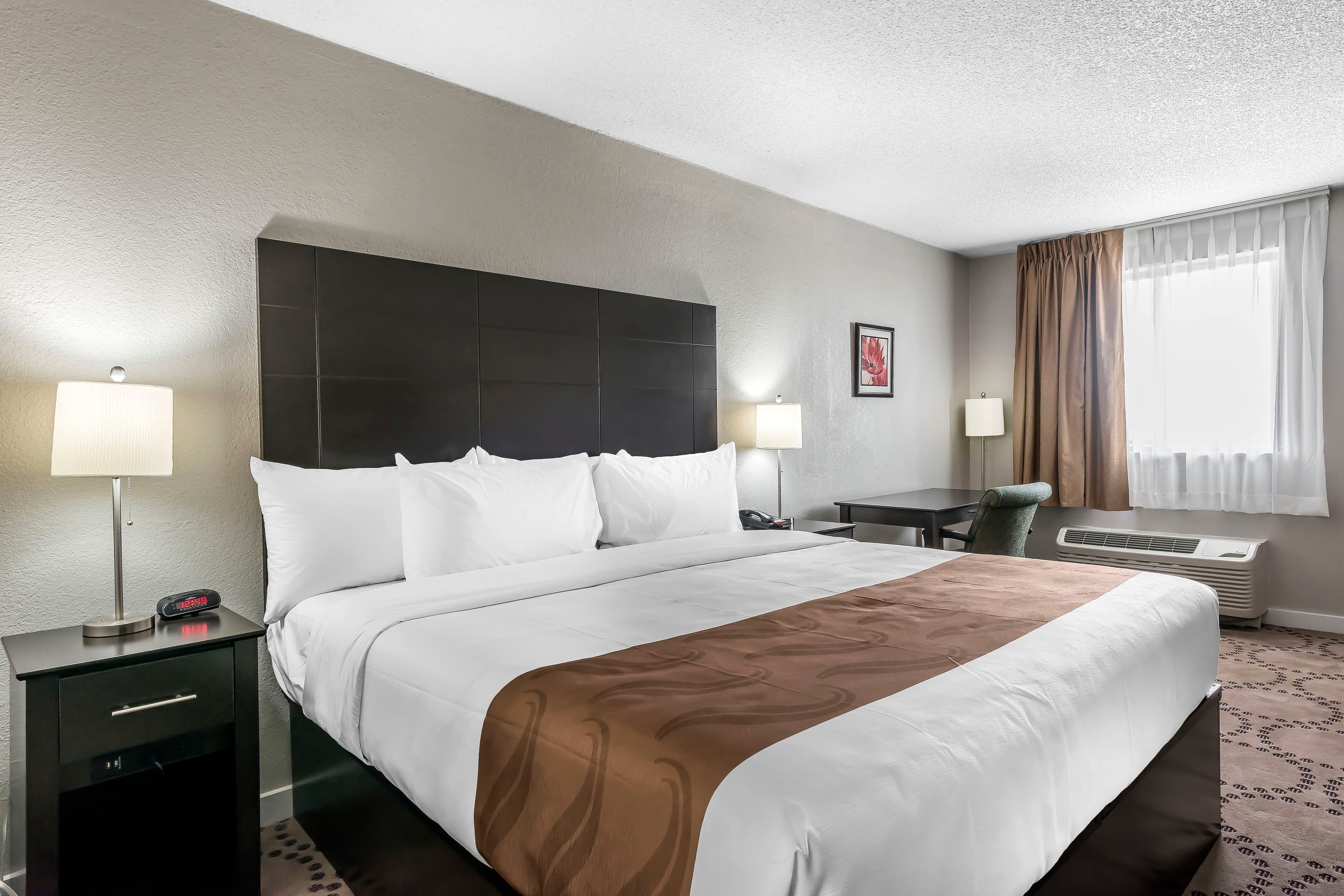 Quality Inn & Suites Kissimmee near Main Gate — 32