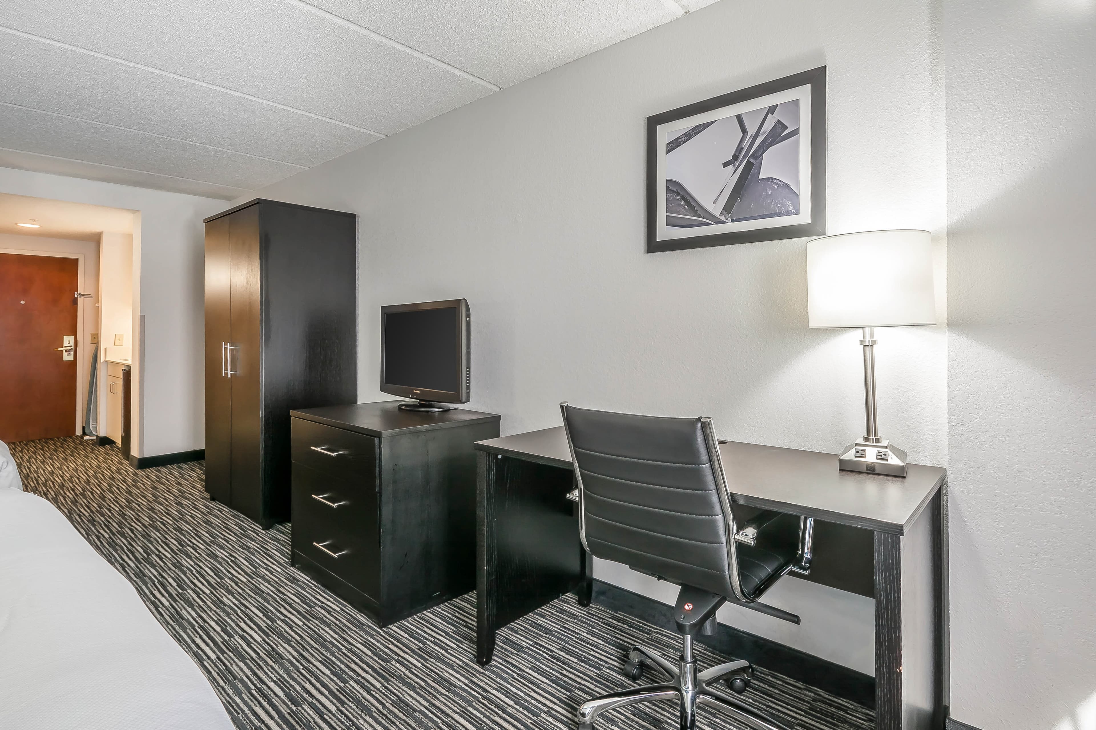 Comfort Inn University — 10