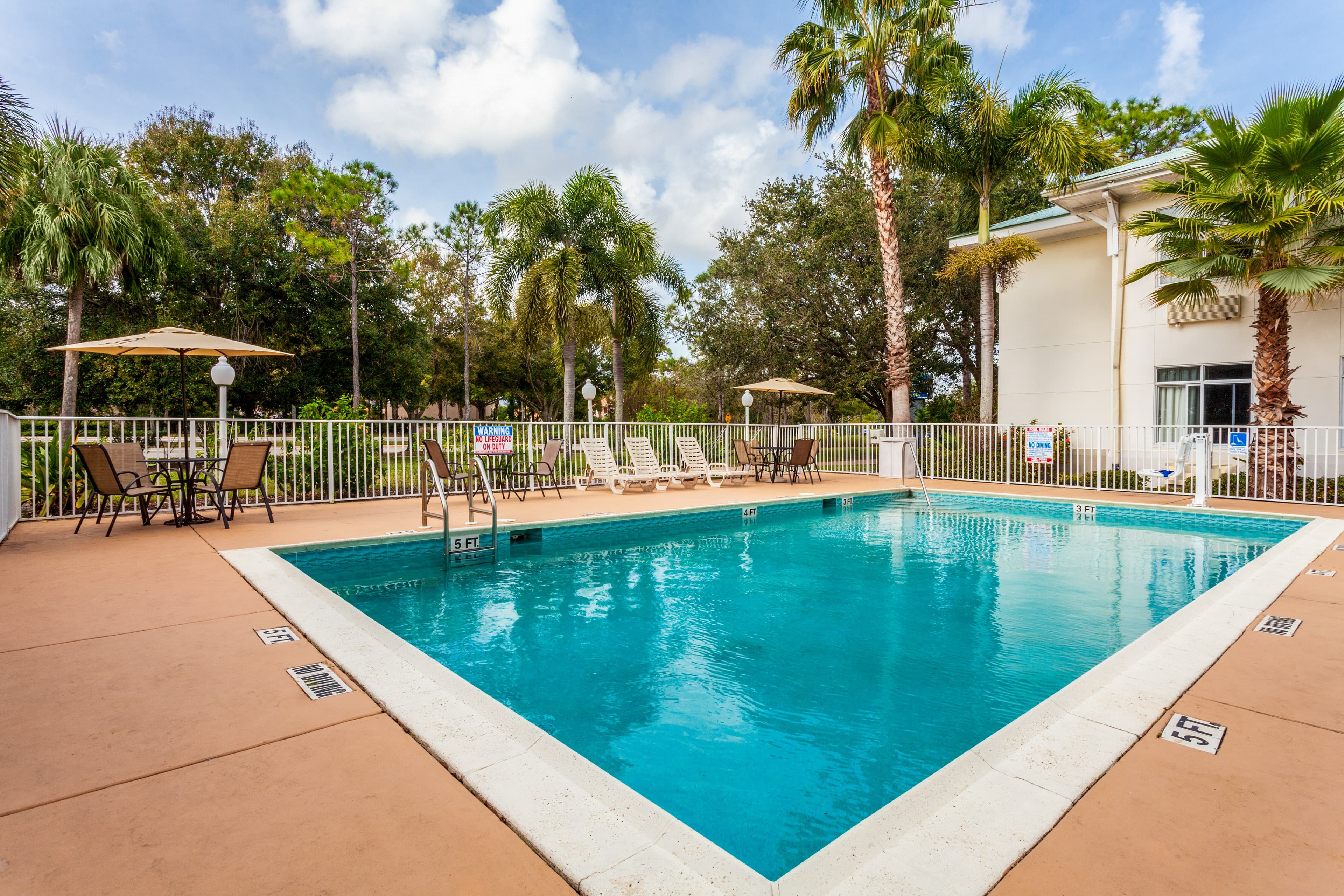 MainStay Suites at PGA Village - Image 1