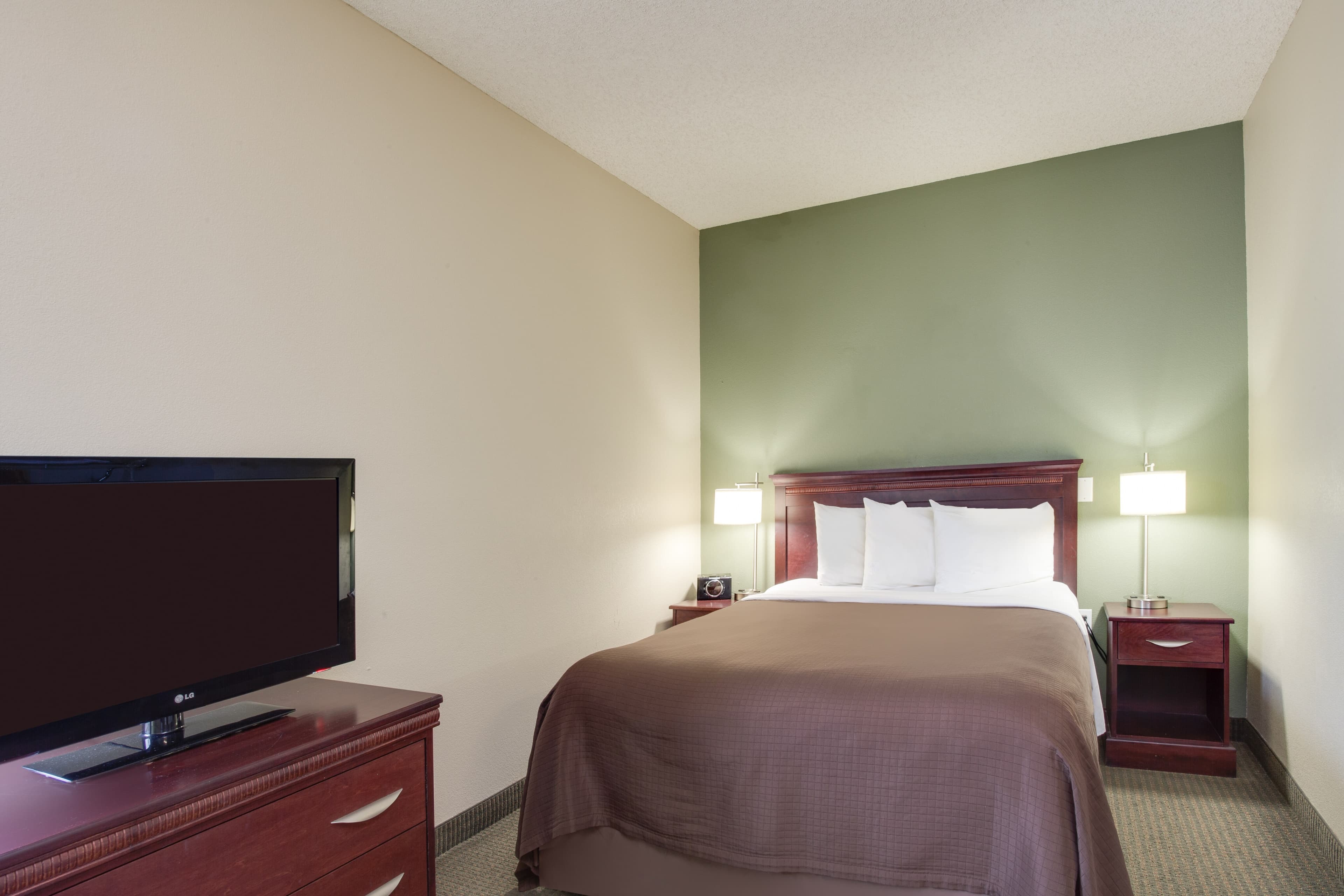 MainStay Suites at PGA Village - Image 2