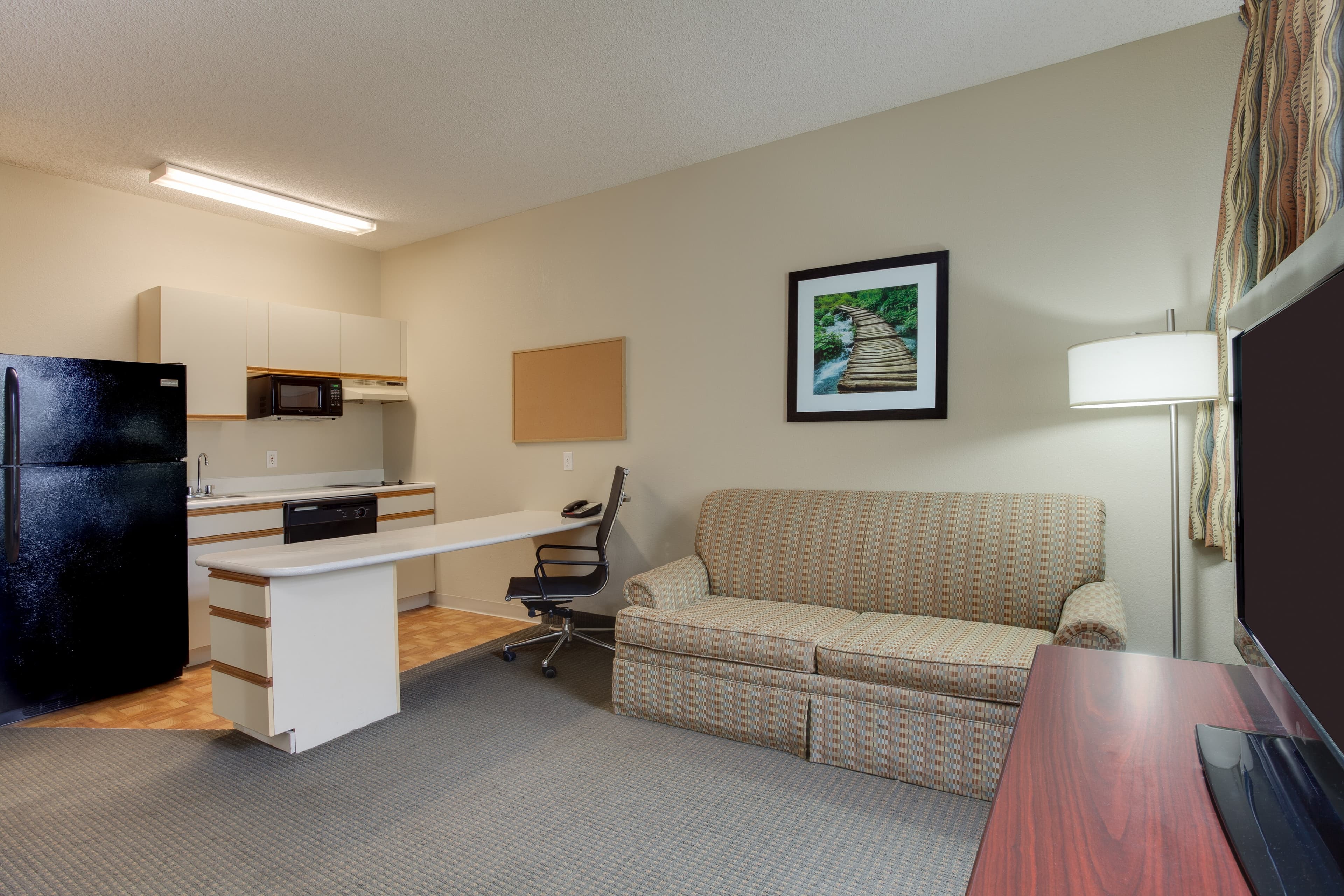 MainStay Suites at PGA Village - Image 4