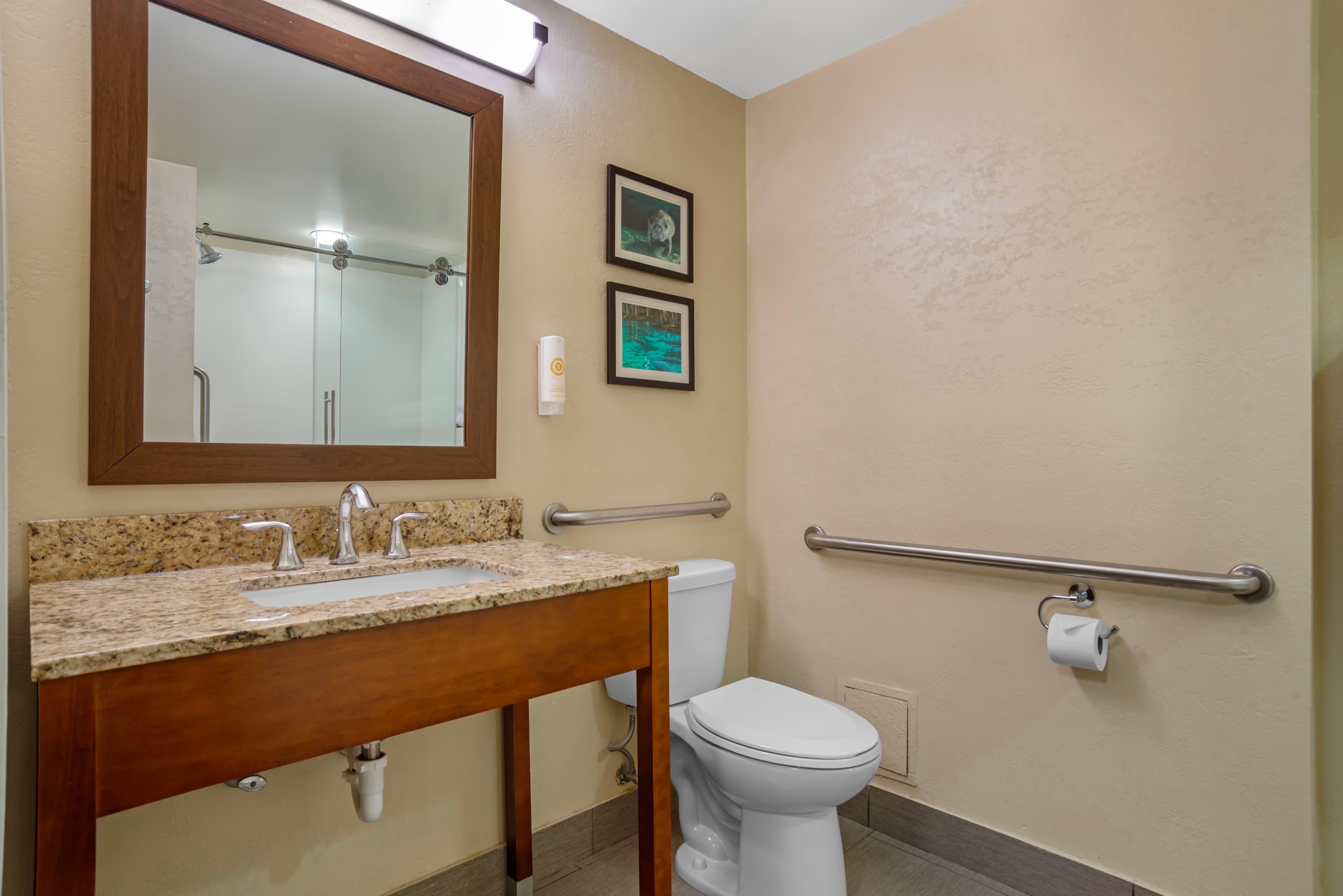 Comfort Suites Tallahassee Capitol - University Area — 12