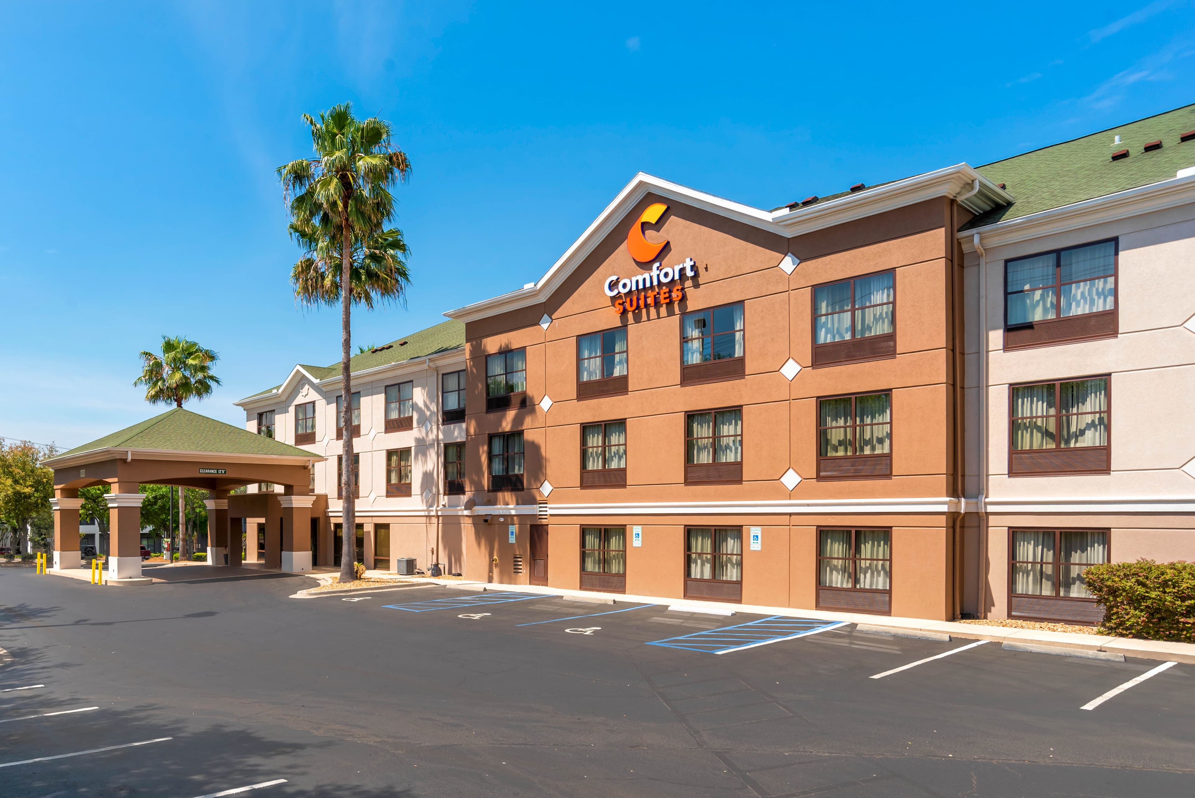 Comfort Suites Tallahassee Capitol - University Area - Image 1