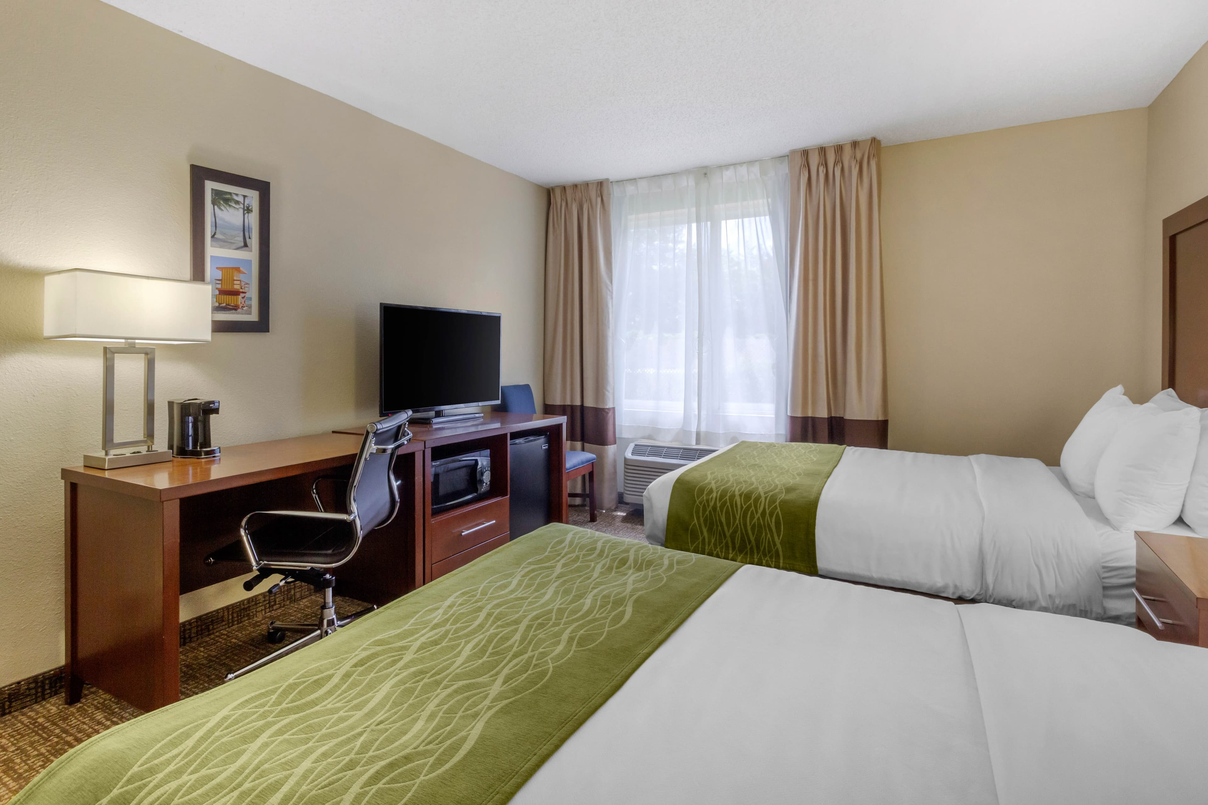 Comfort Inn St Petersburg North - Image 3