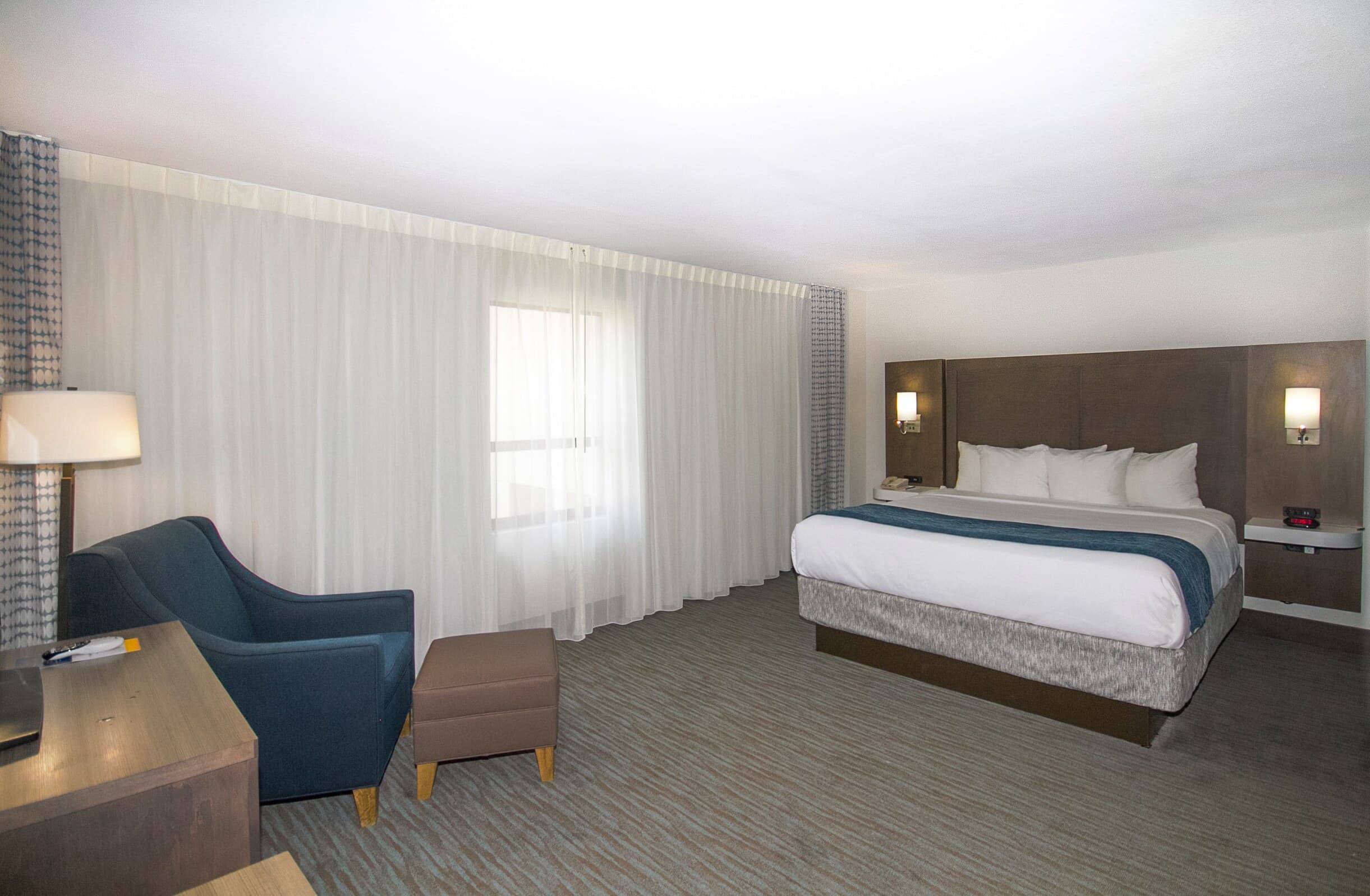 Comfort Inn & Suites Downtown Brickell-Port of Miami — 7