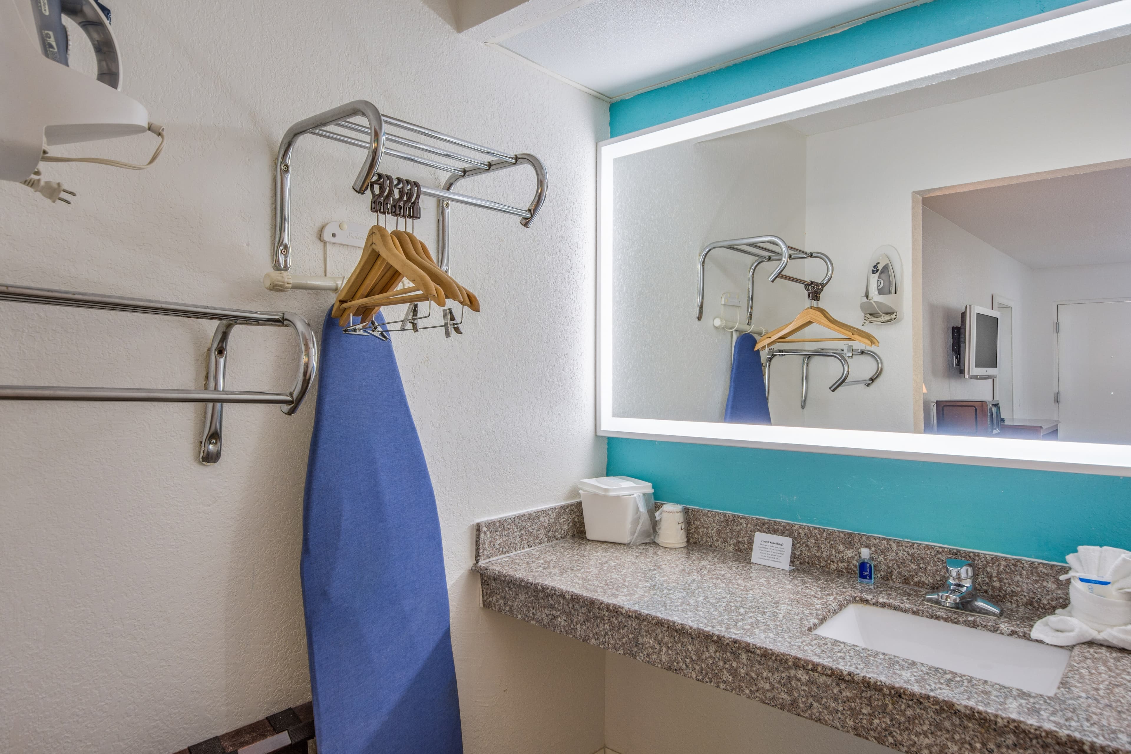 Rodeway Inn Port Richey North — 10