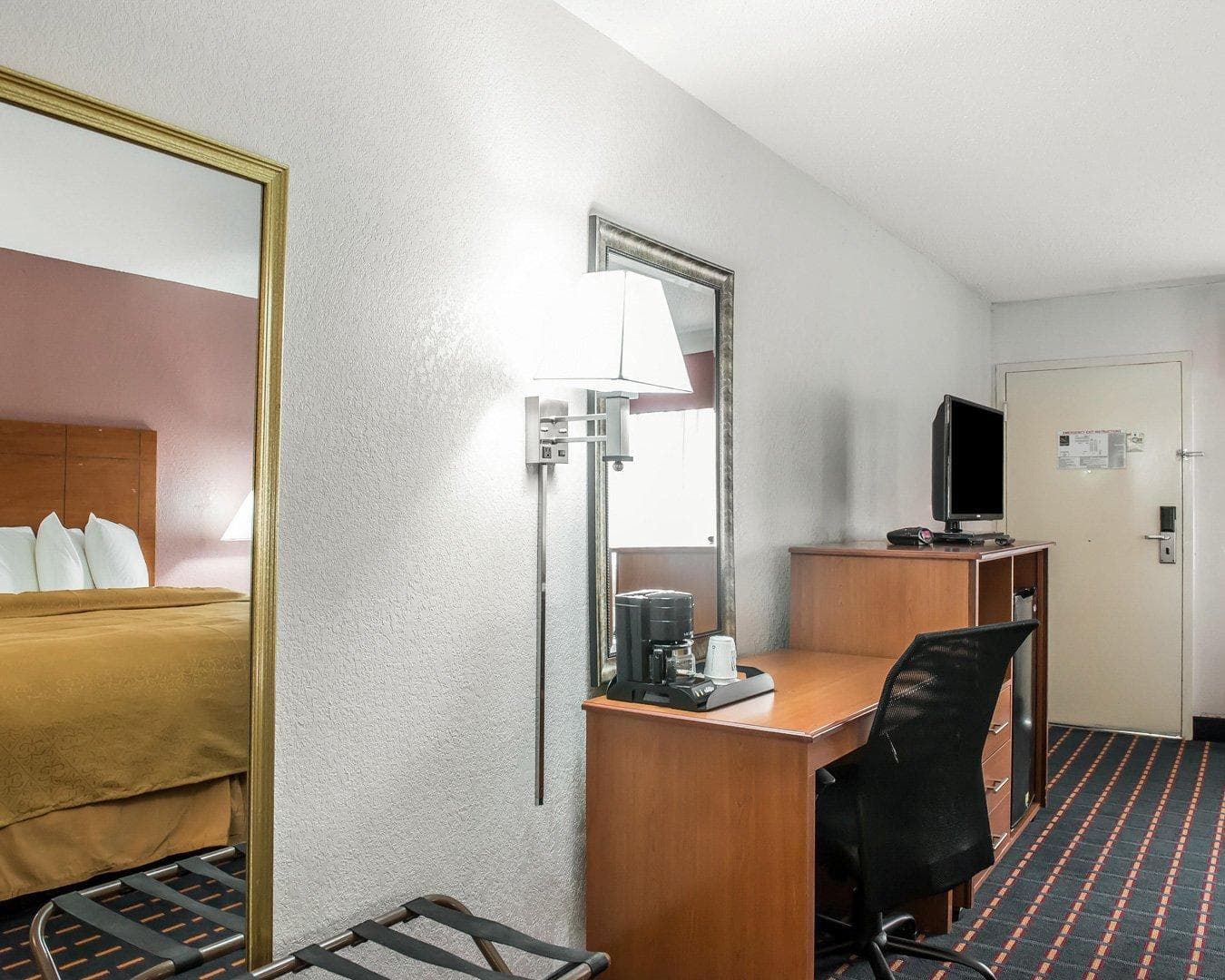 Quality Inn Marianna South — 34