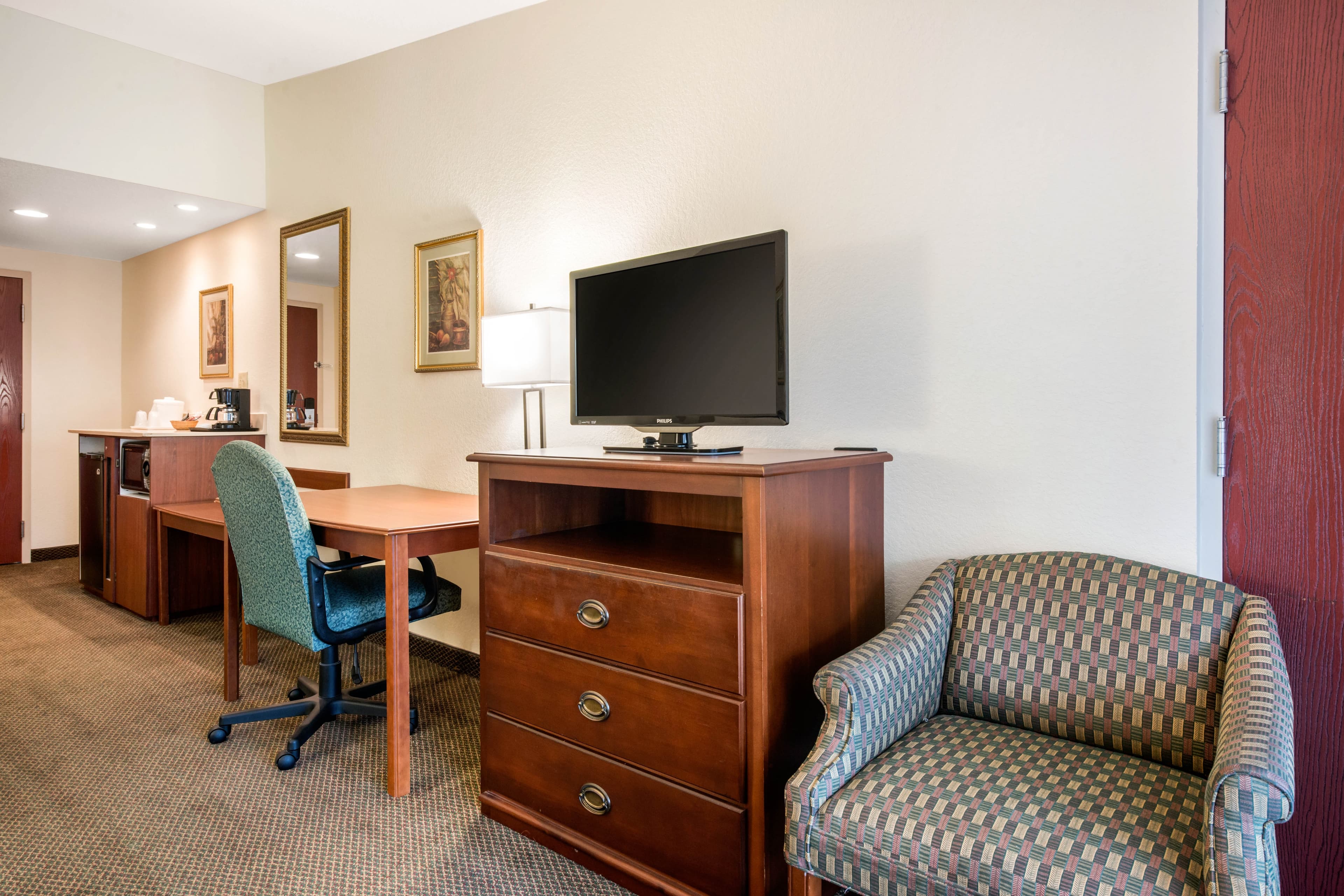 Quality Inn & Suites Tarpon Springs South — 5