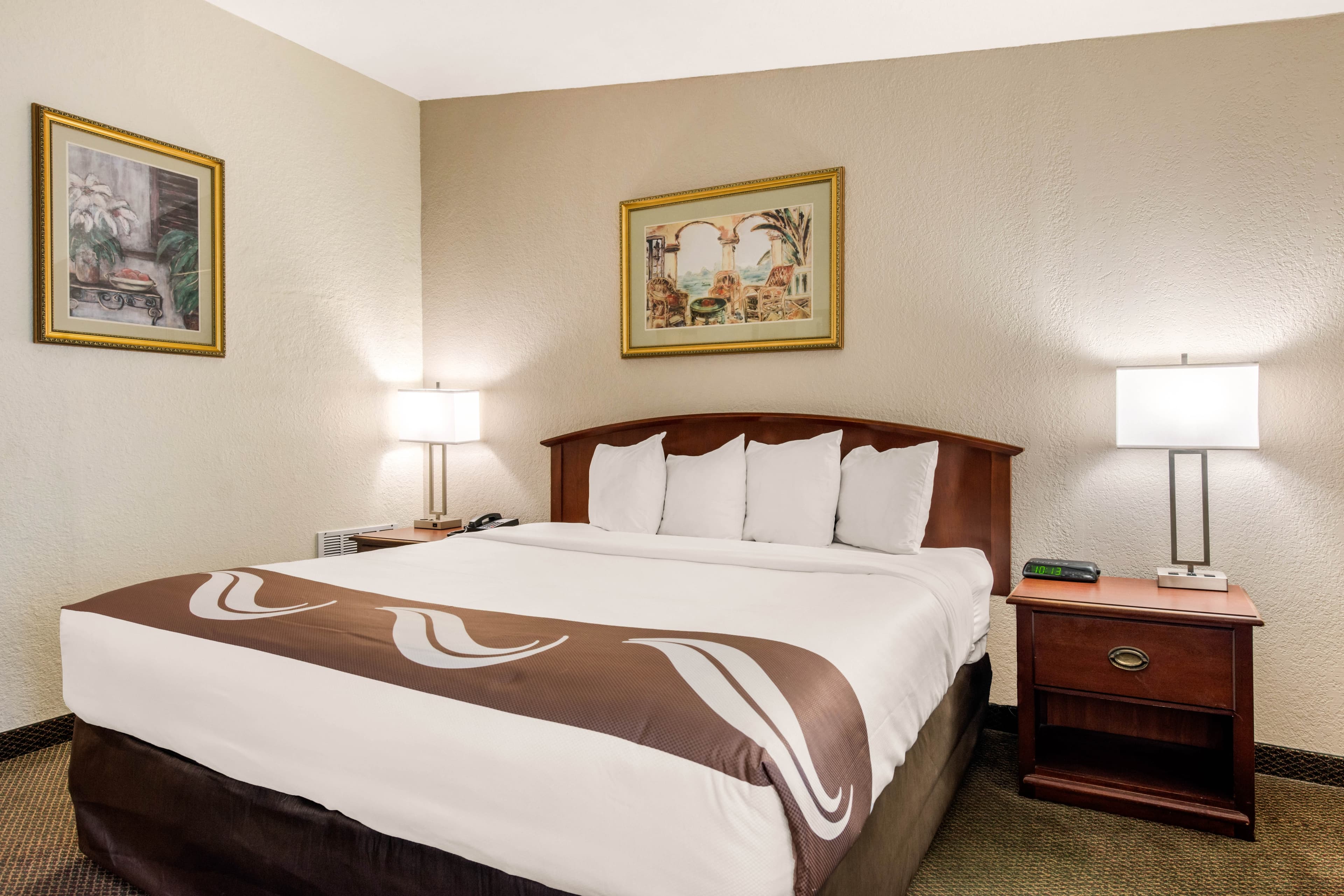 Quality Inn & Suites Tarpon Springs South — 17