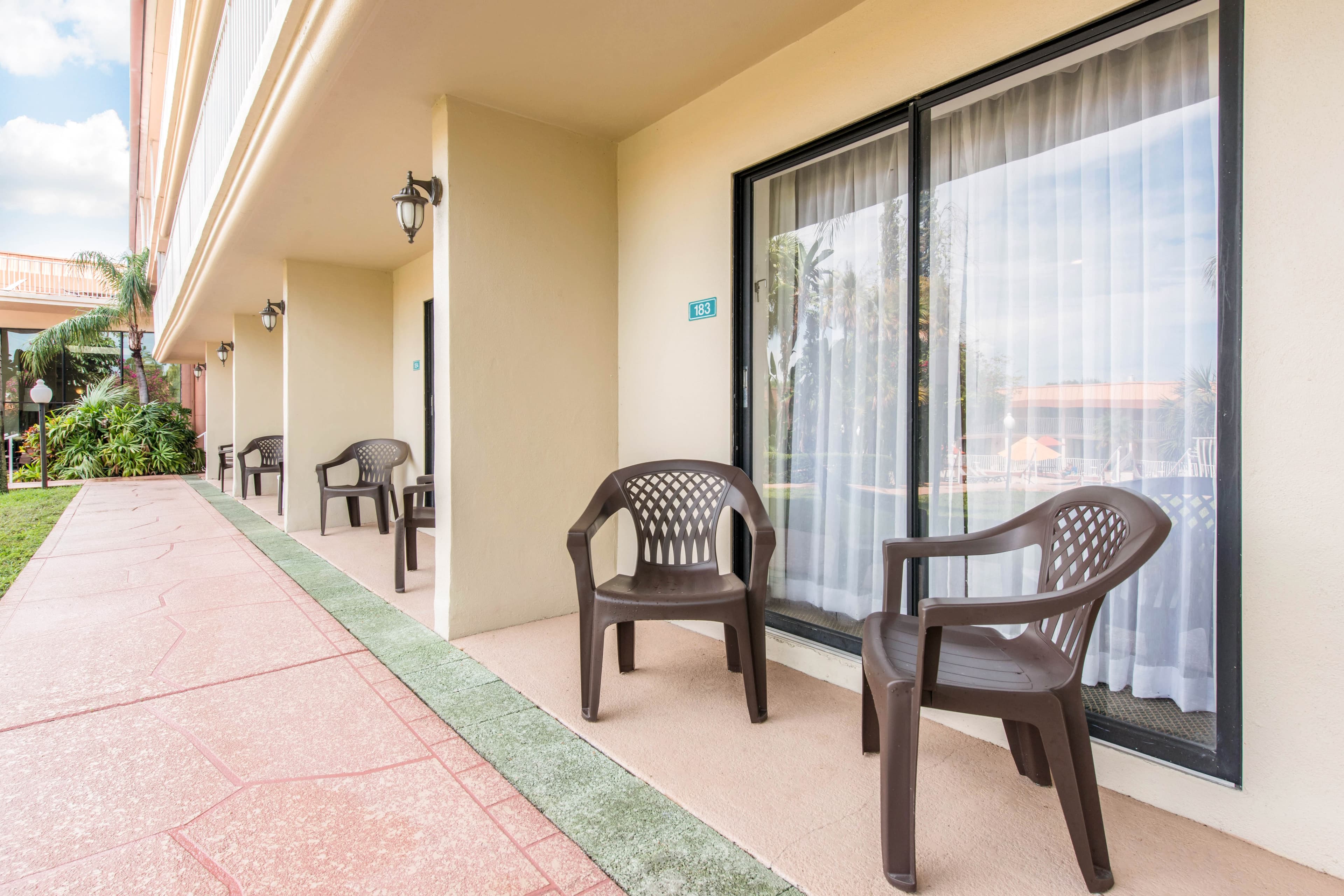 Quality Inn & Suites Tarpon Springs South — 43