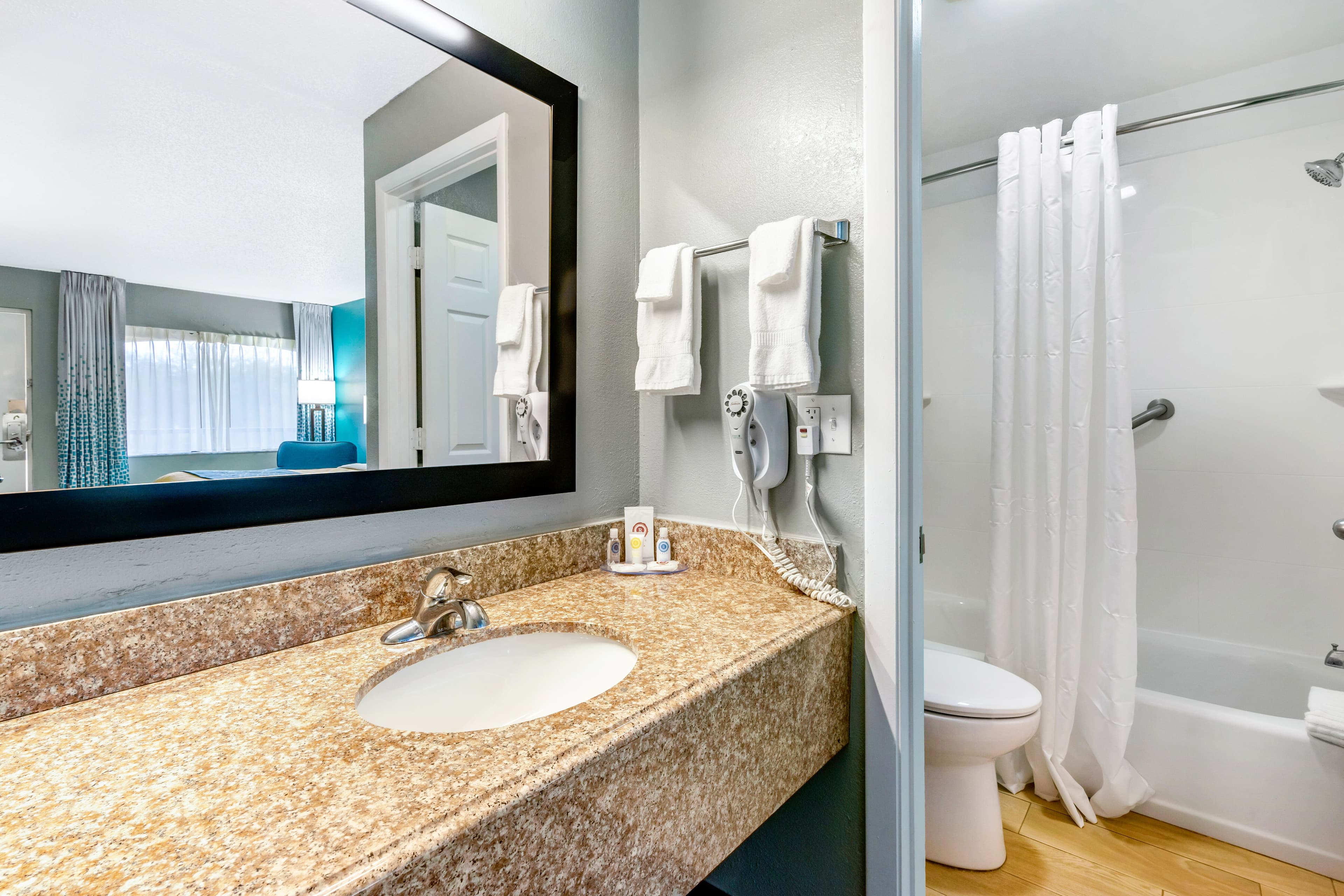 Comfort Inn Sun City Center - Ruskin - Tampa South — 11