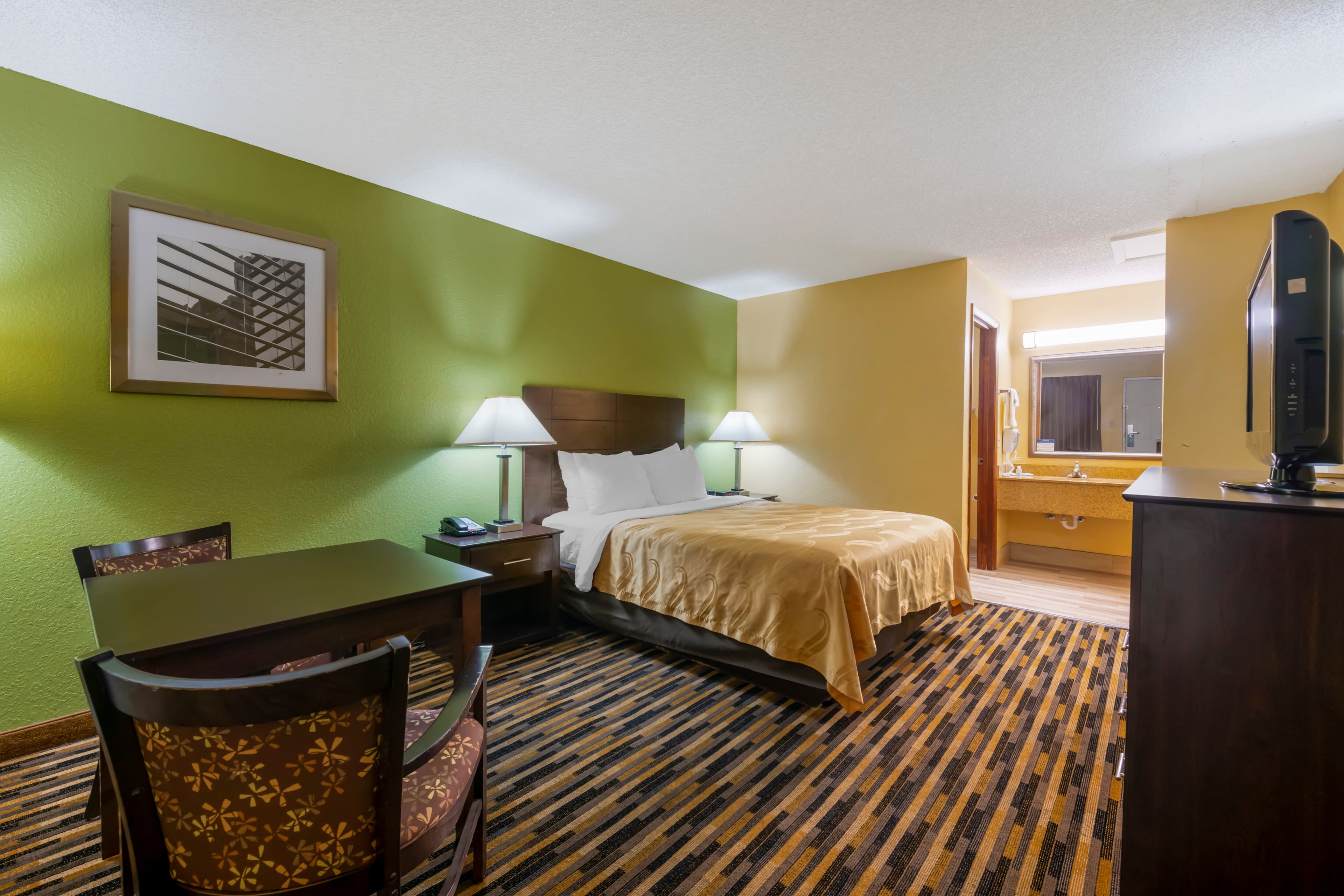 Quality Inn & Suites Mt Dora North - Image 2