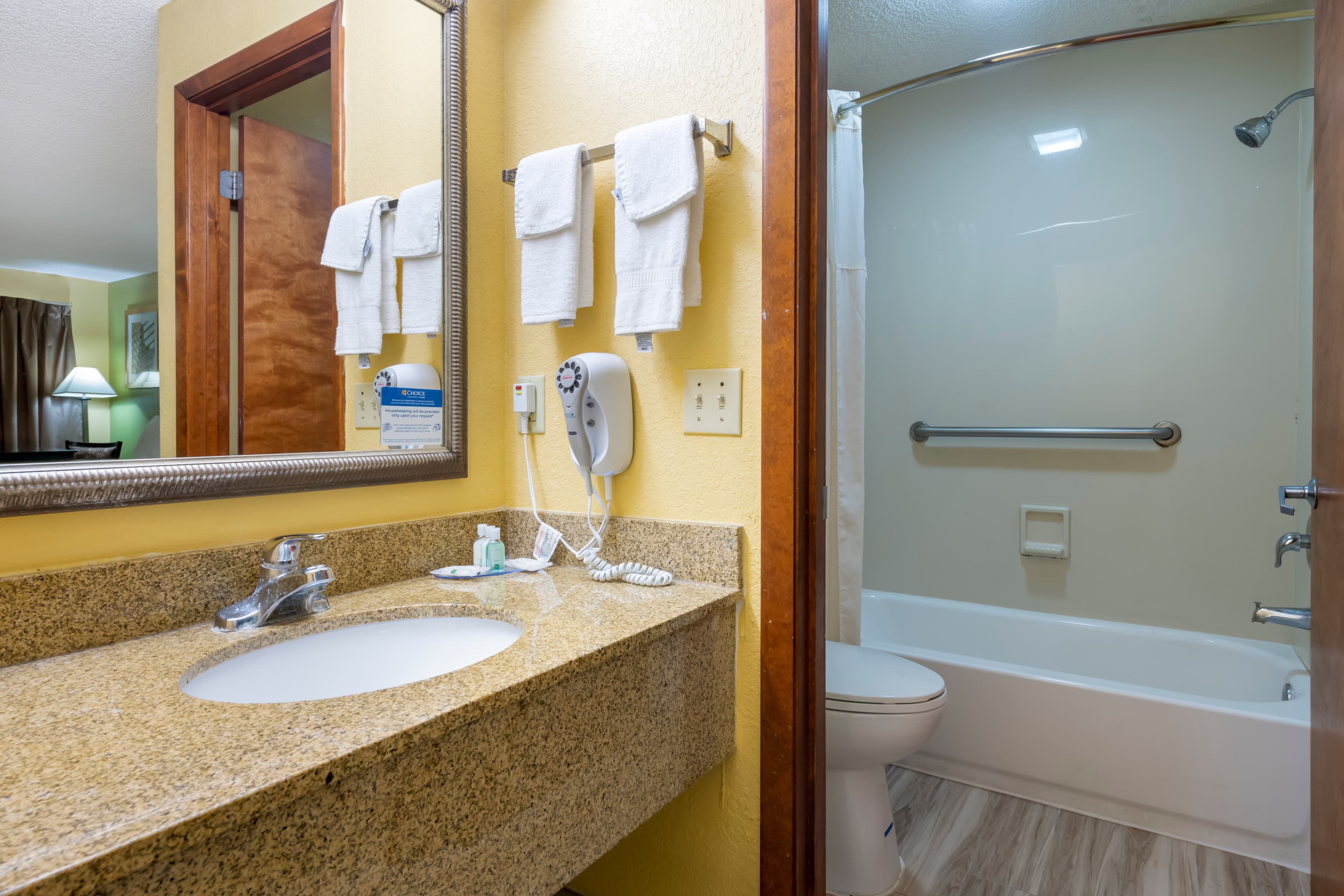 Quality Inn & Suites Mt Dora North — 9