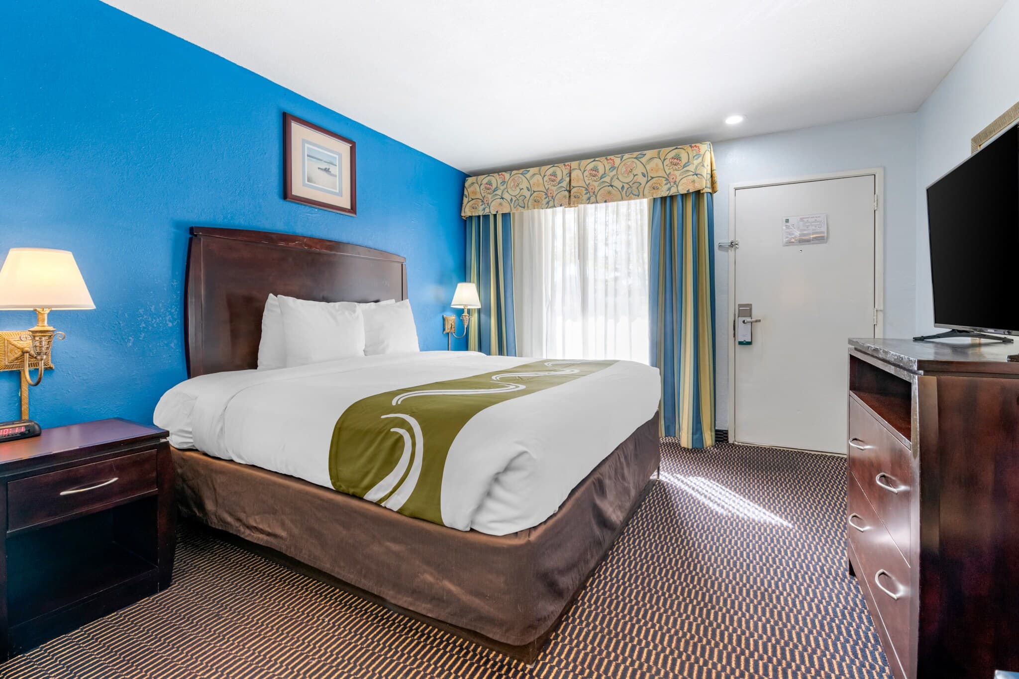 Quality Inn Sarasota North Near Lido Key Beach — 8
