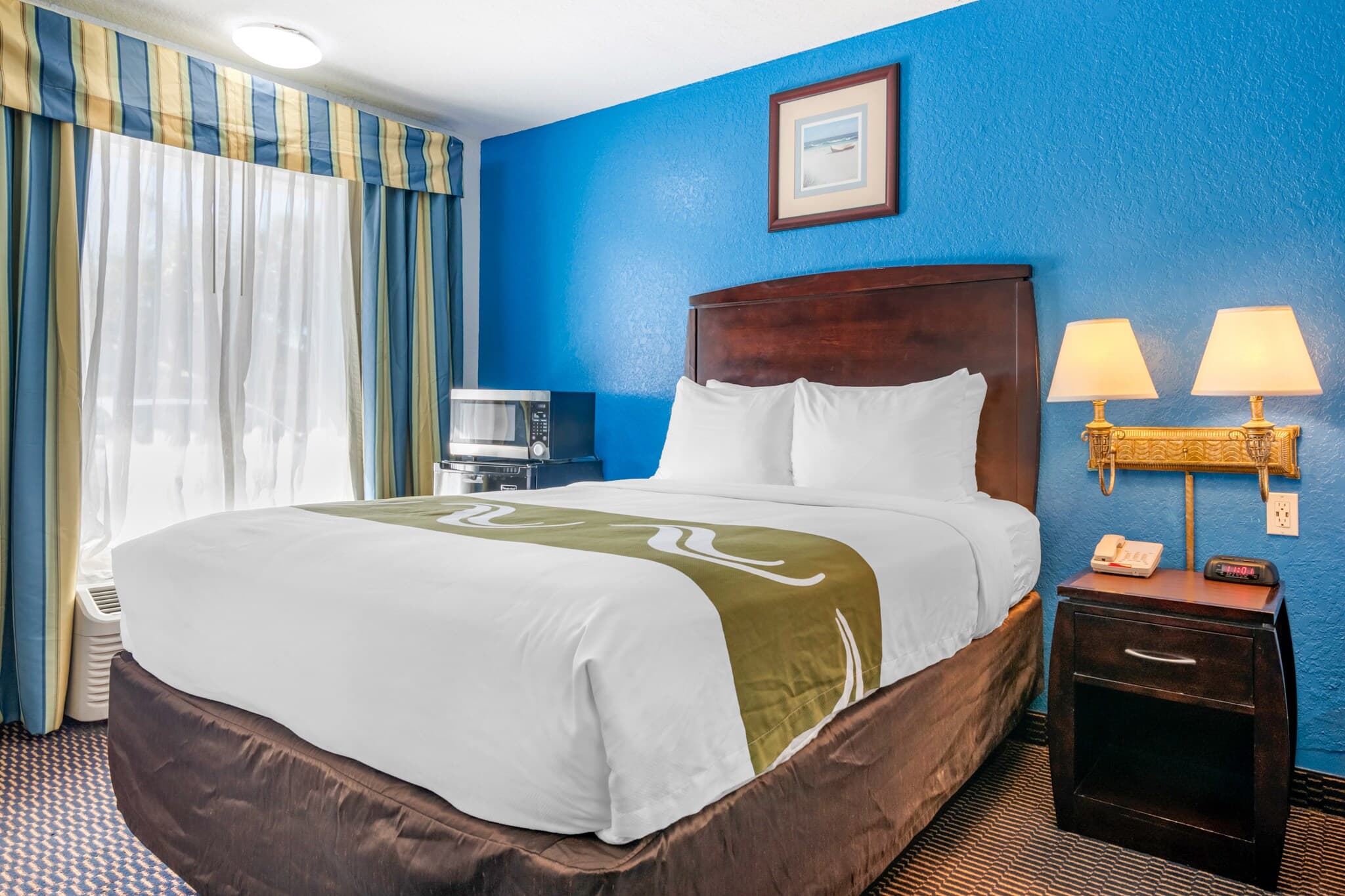 Quality Inn Sarasota North Near Lido Key Beach — 18