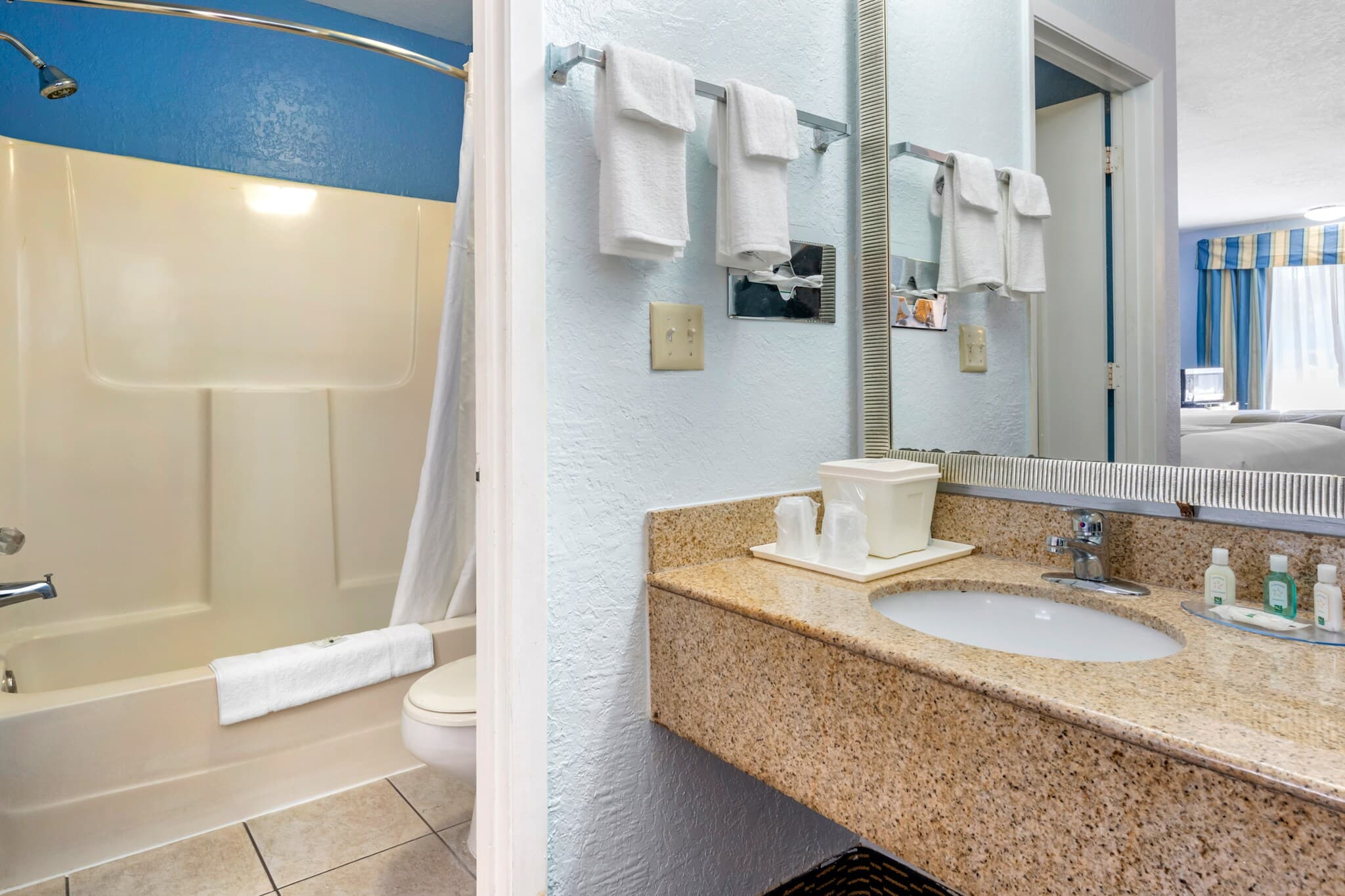 Quality Inn Sarasota North Near Lido Key Beach — 21
