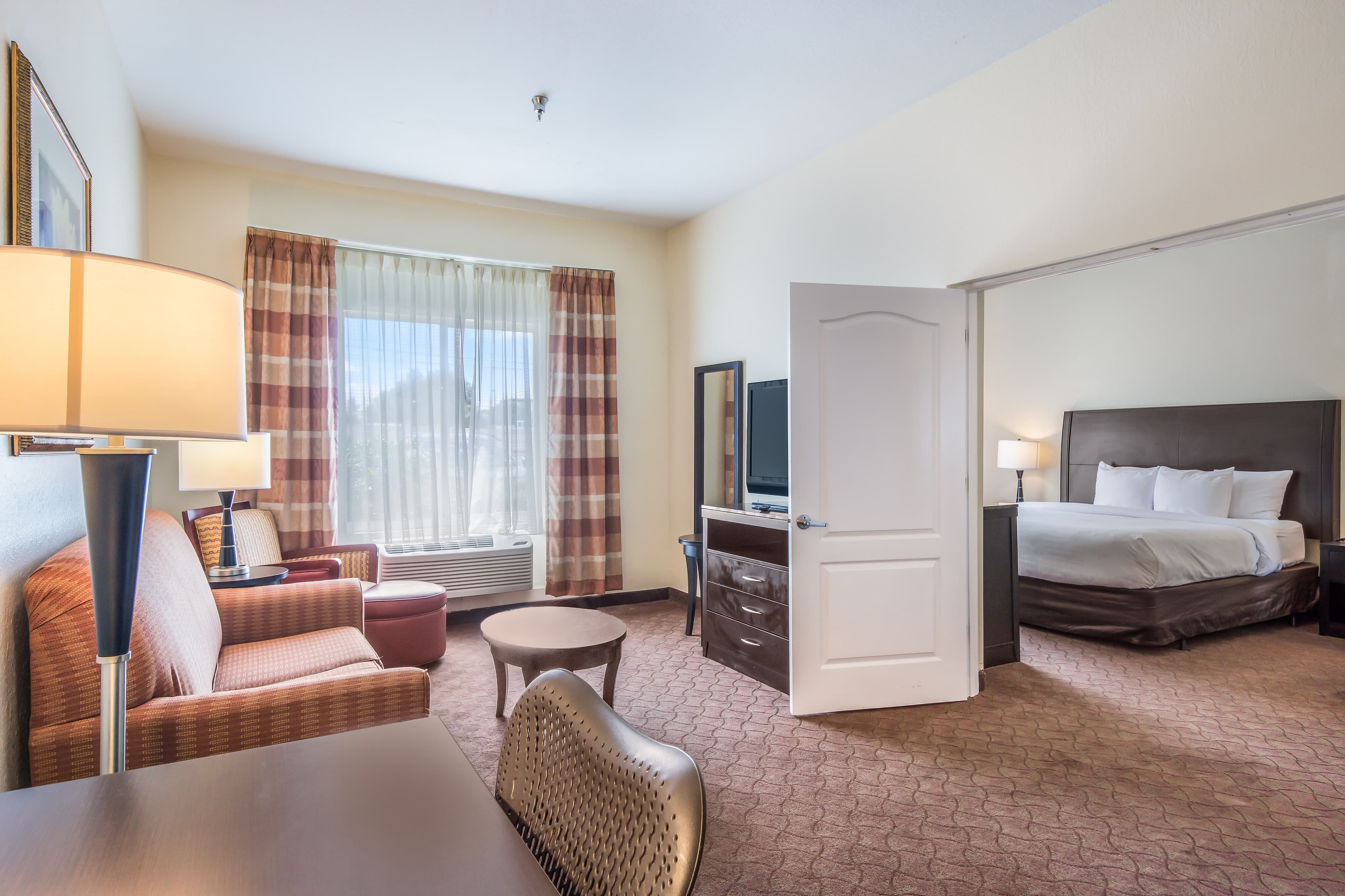 Clarion Inn & Suites Central Clearwater Beach — 50