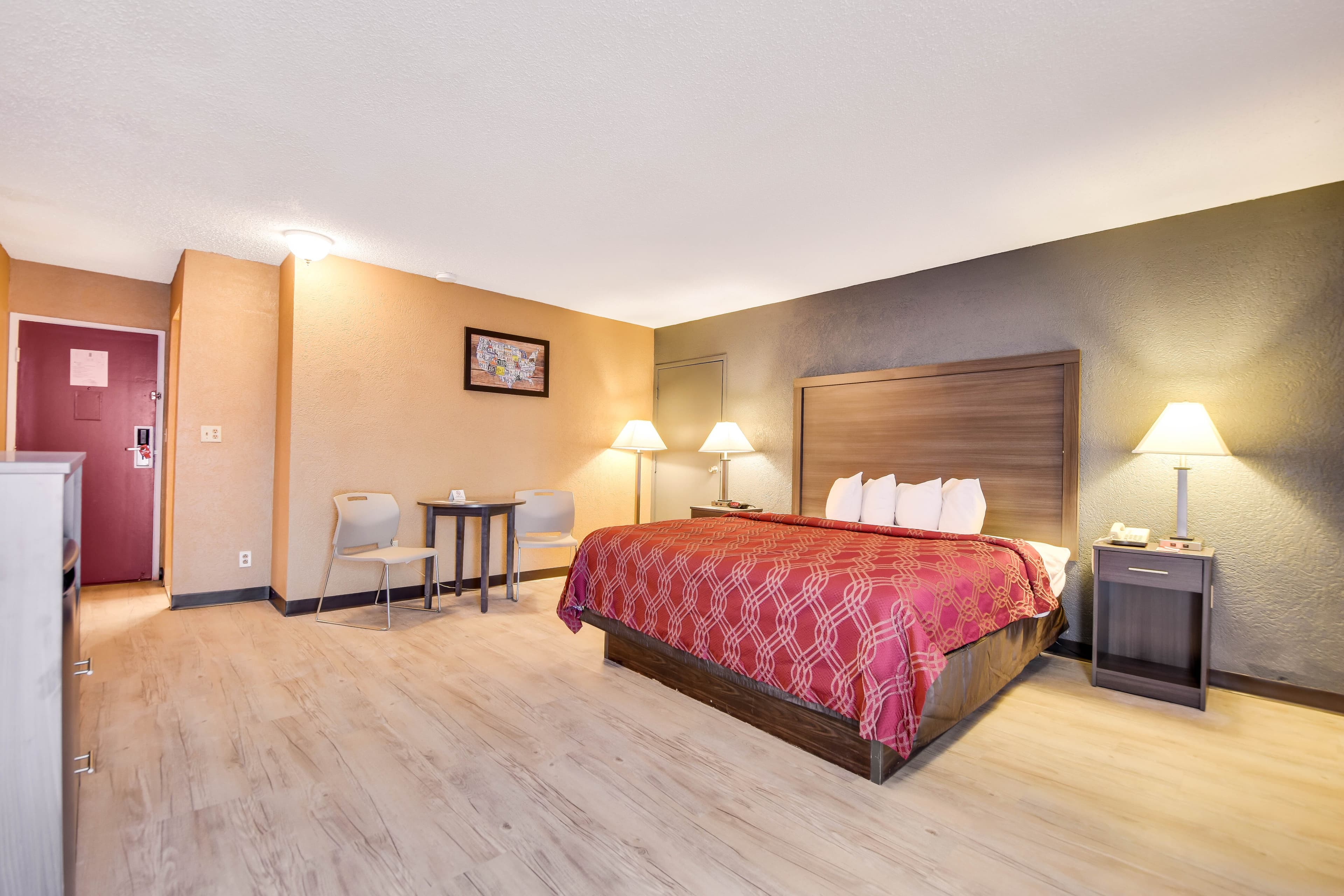 Econo Lodge Tampa near Busch Gardens — 22