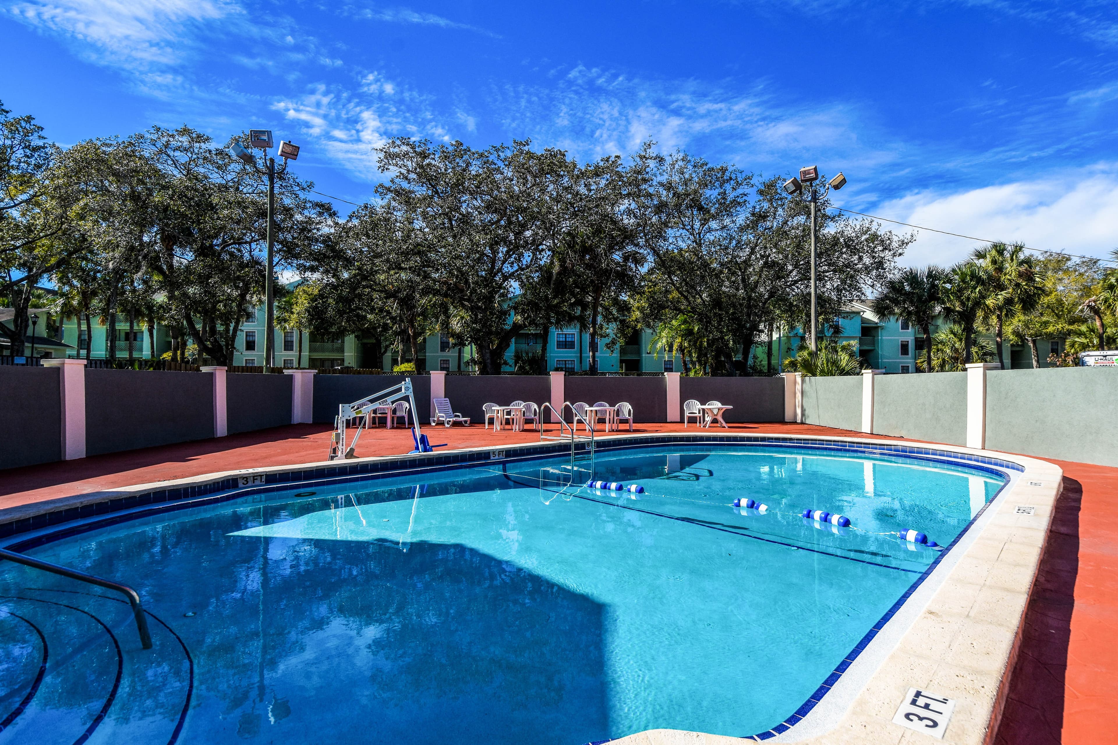 Econo Lodge Tampa near Busch Gardens - Image 1