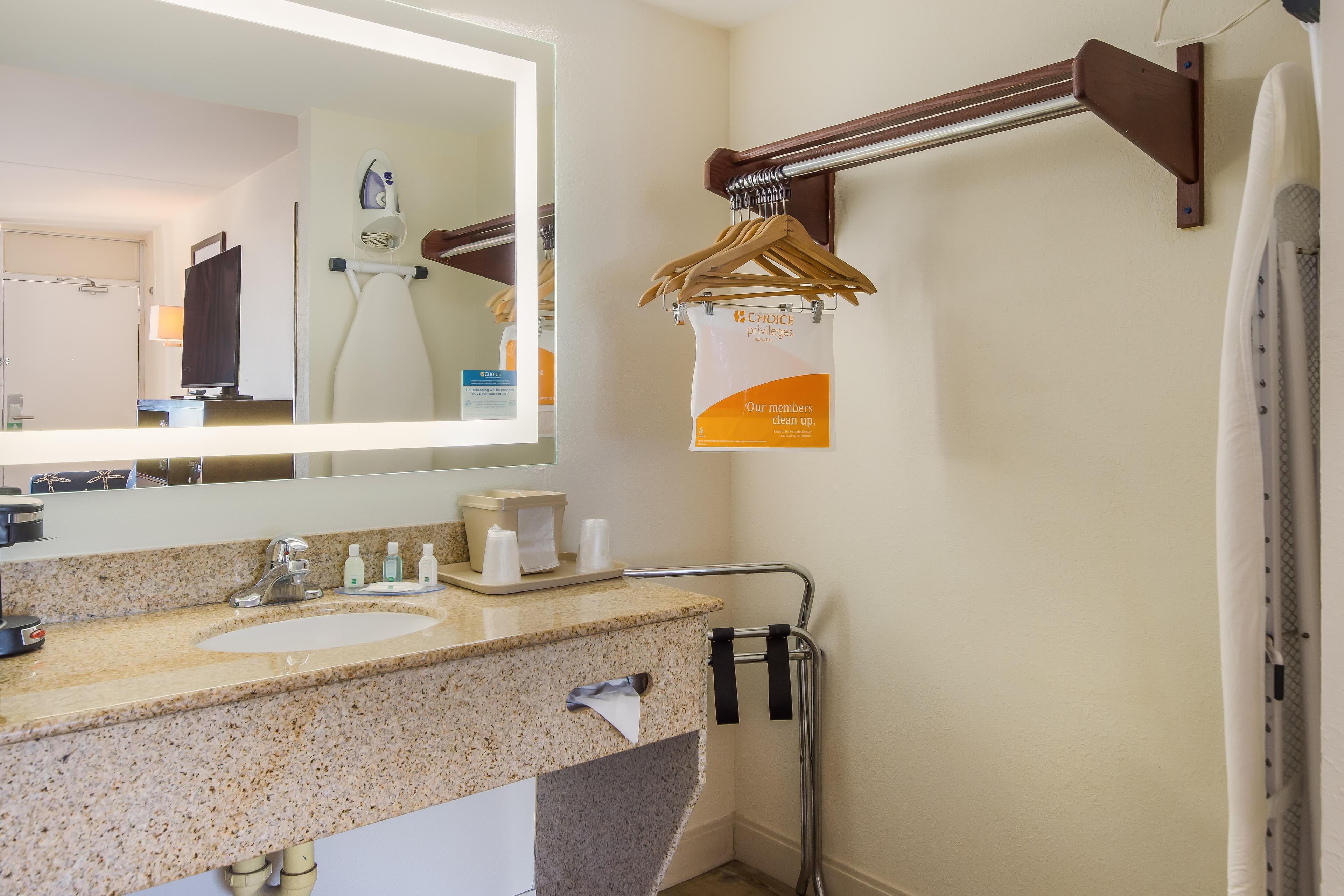 Quality Inn Bradenton - Sarasota North — 17