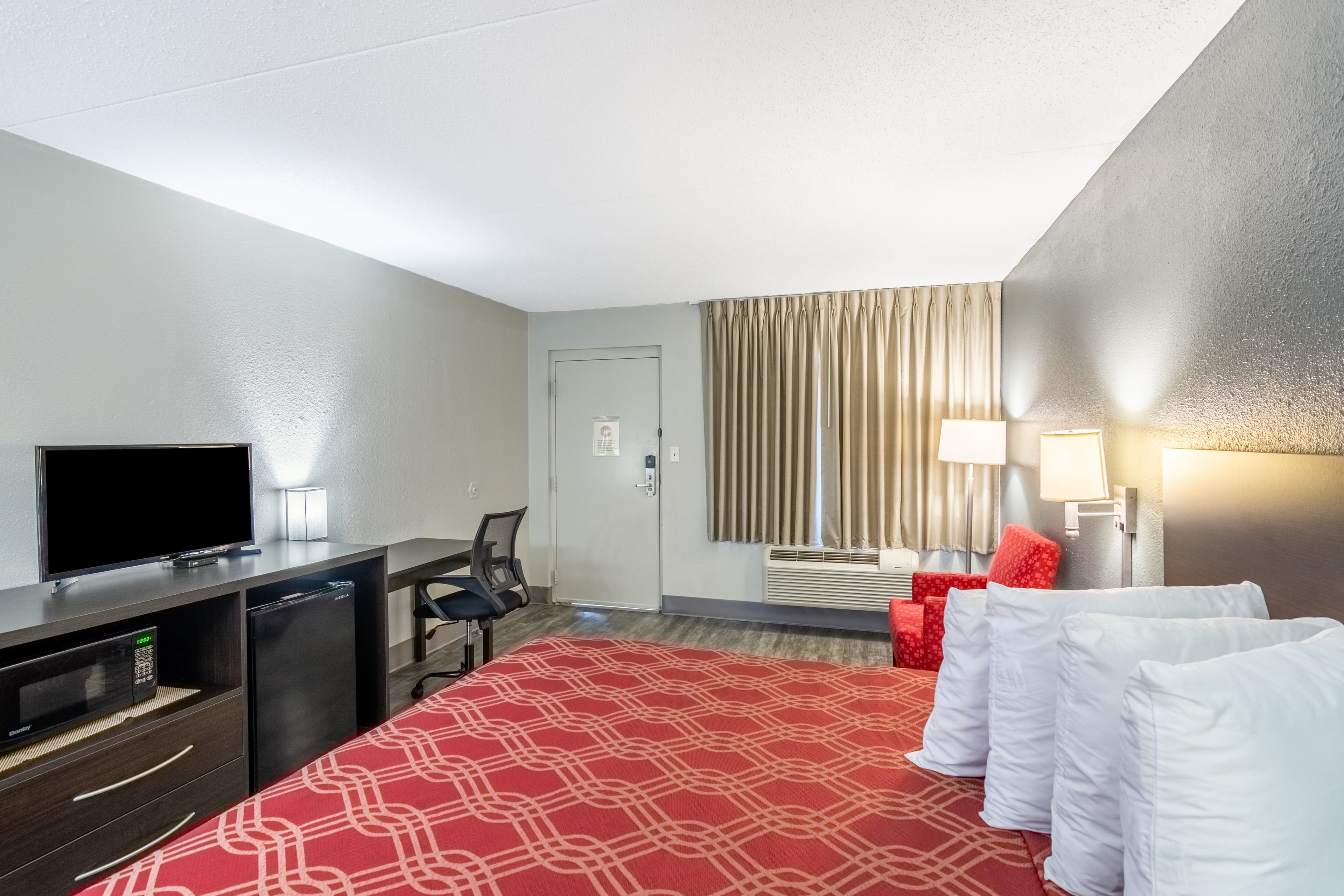 Econo Lodge Crestview South — 15